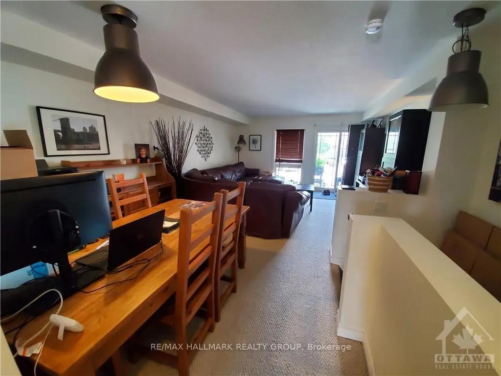 Photo 6 of 114 Paseo Private, Ottawa, Centrepointe — HOMEH