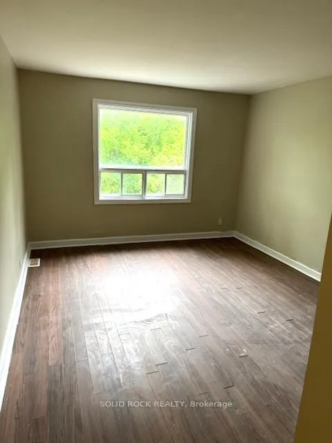 Photo 3 of Unit 5, 1254 Dorchester Avenue E, Ottawa, Carlington — HOMEH