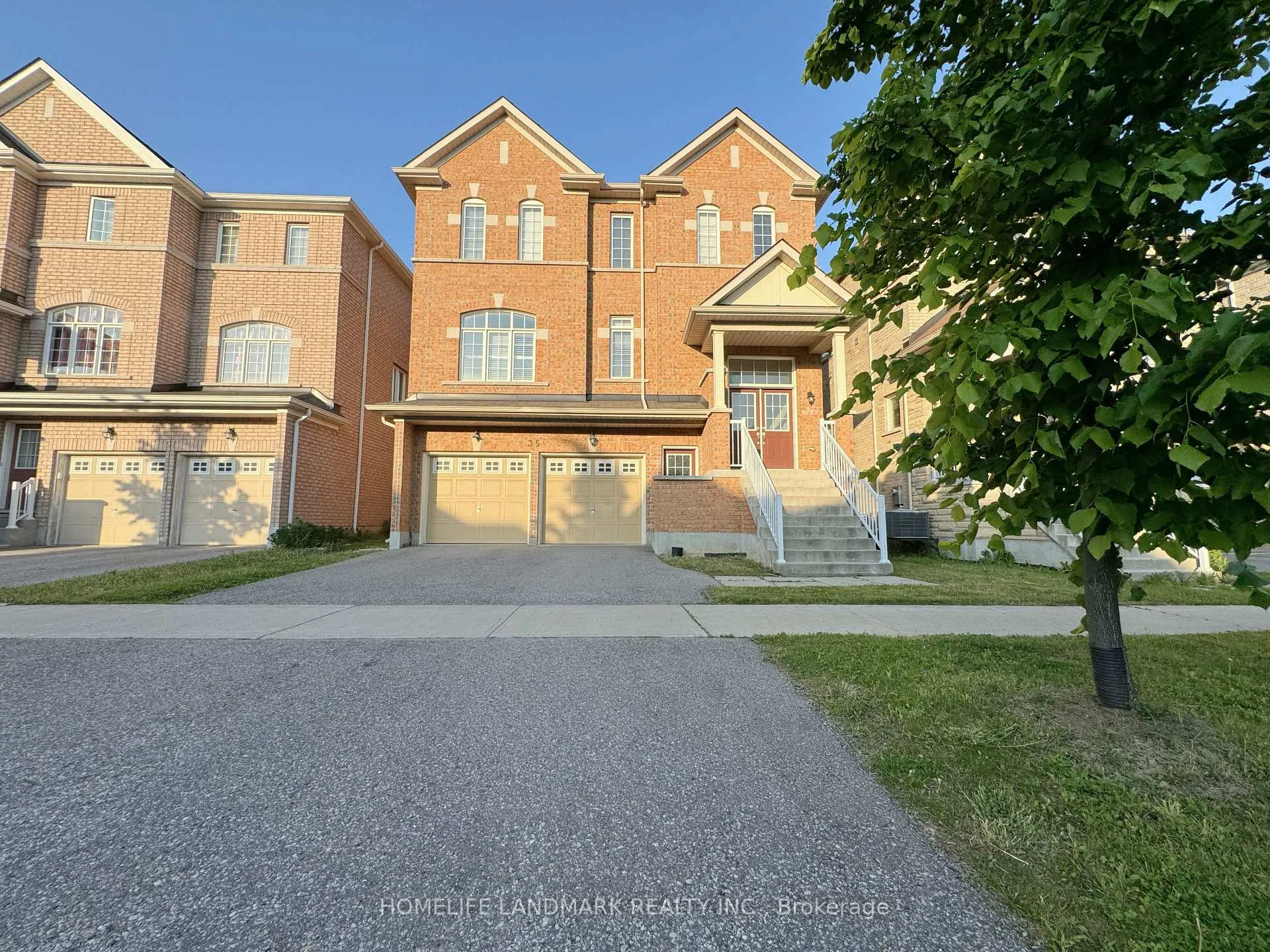 Photo 2 of 35 Hyacinth Street, Markham, Wismer — HOMEH