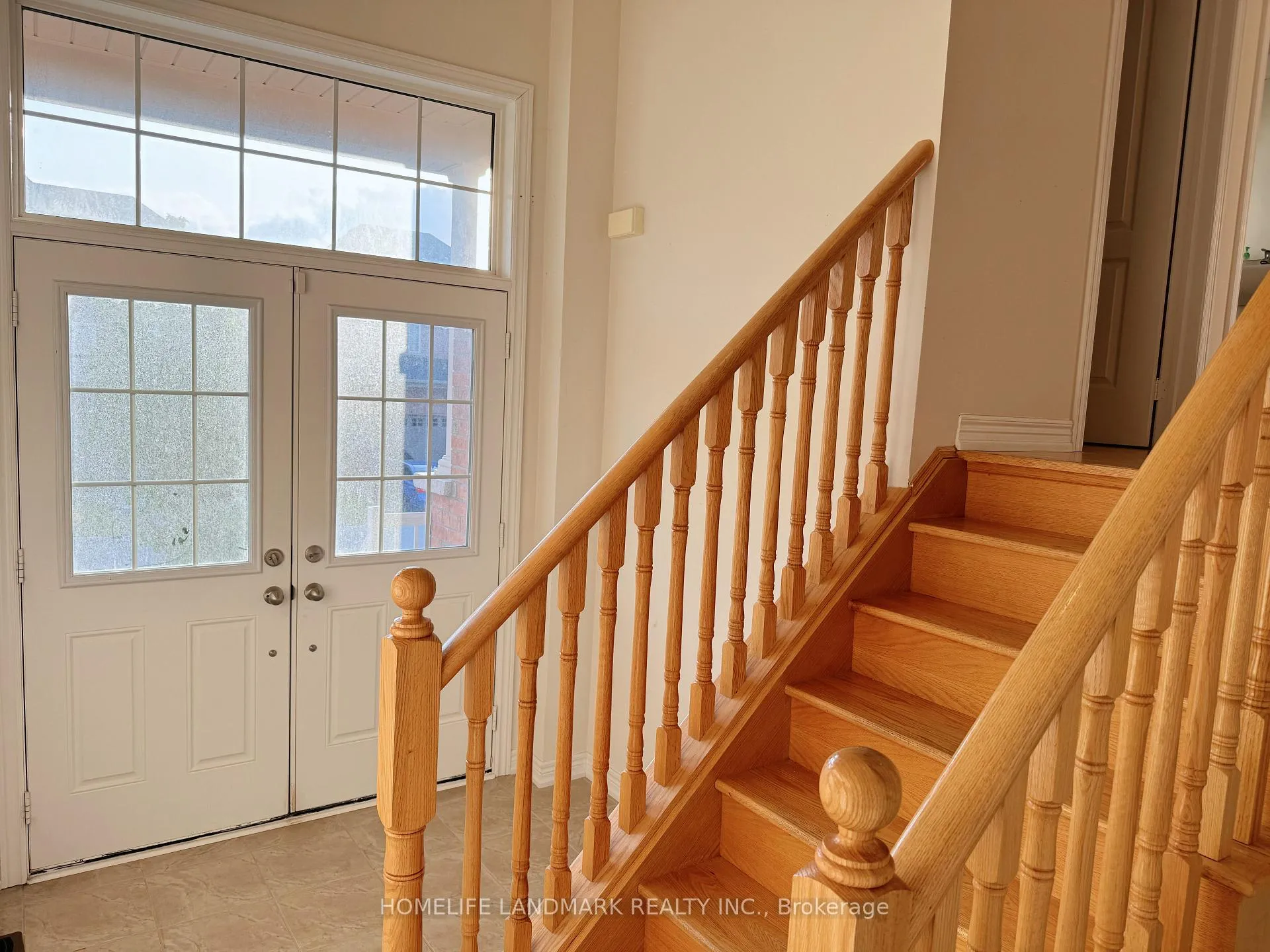 Photo 3 of 35 Hyacinth Street, Markham, Wismer — HOMEH