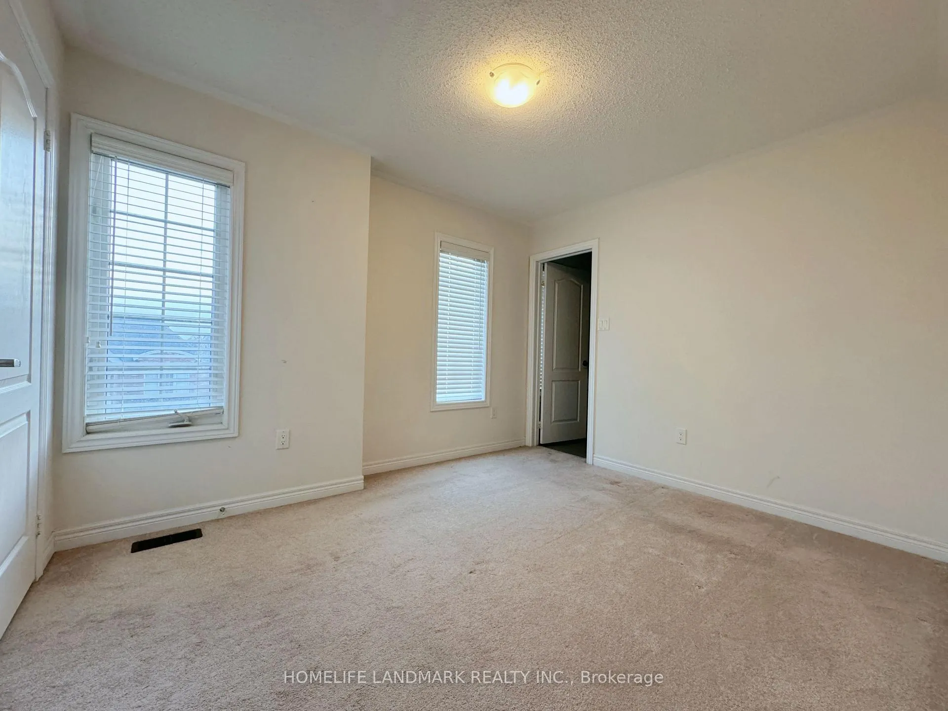 Photo 18 of 35 Hyacinth Street, Markham, Wismer — HOMEH