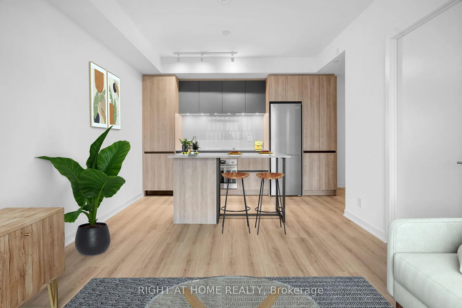 Photo 4 of Unit 1424, 7950 Bathurst Street, Vaughan, Beverley Glen — HOMEH