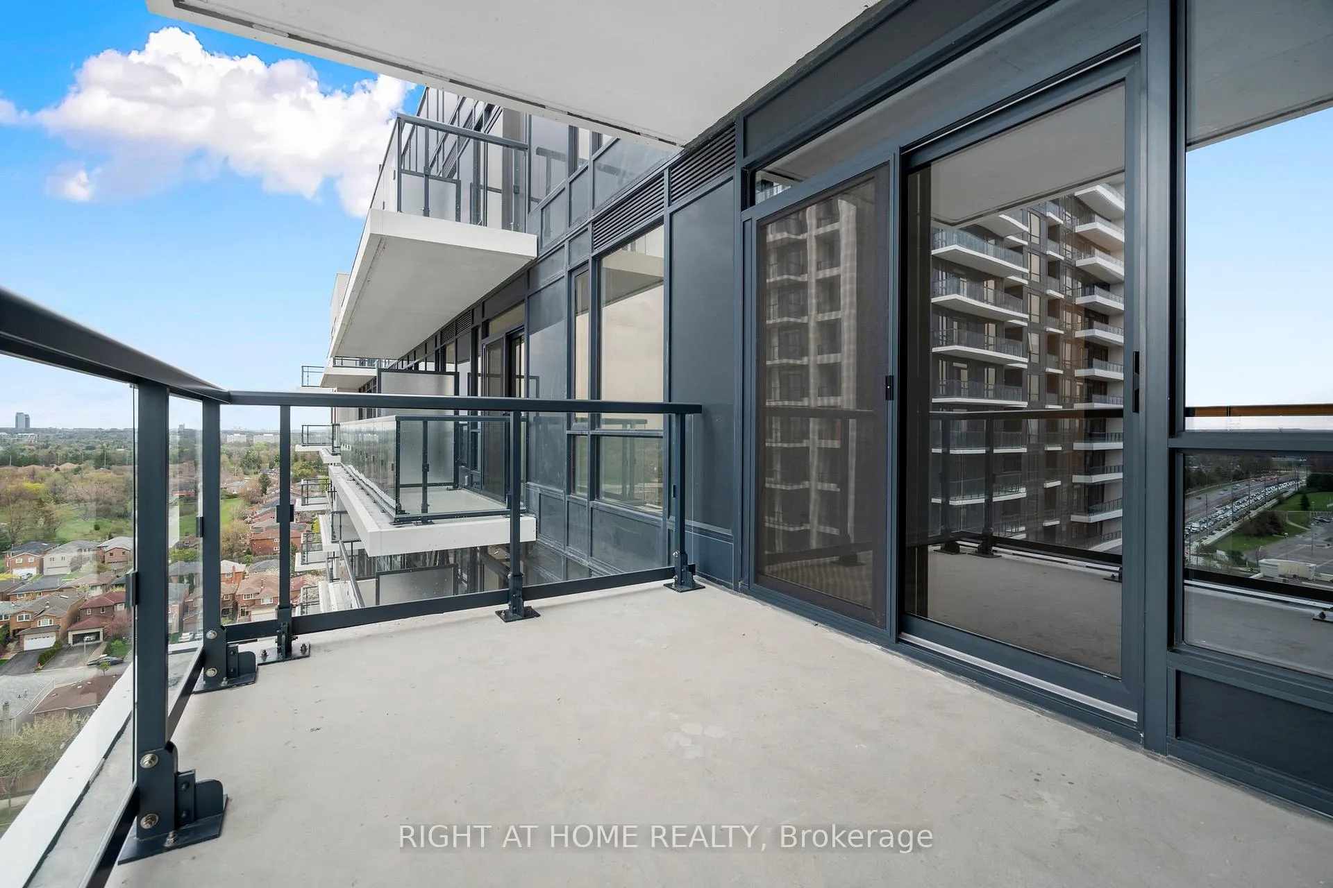 Photo 16 of Unit 1424, 7950 Bathurst Street, Vaughan, Beverley Glen — HOMEH