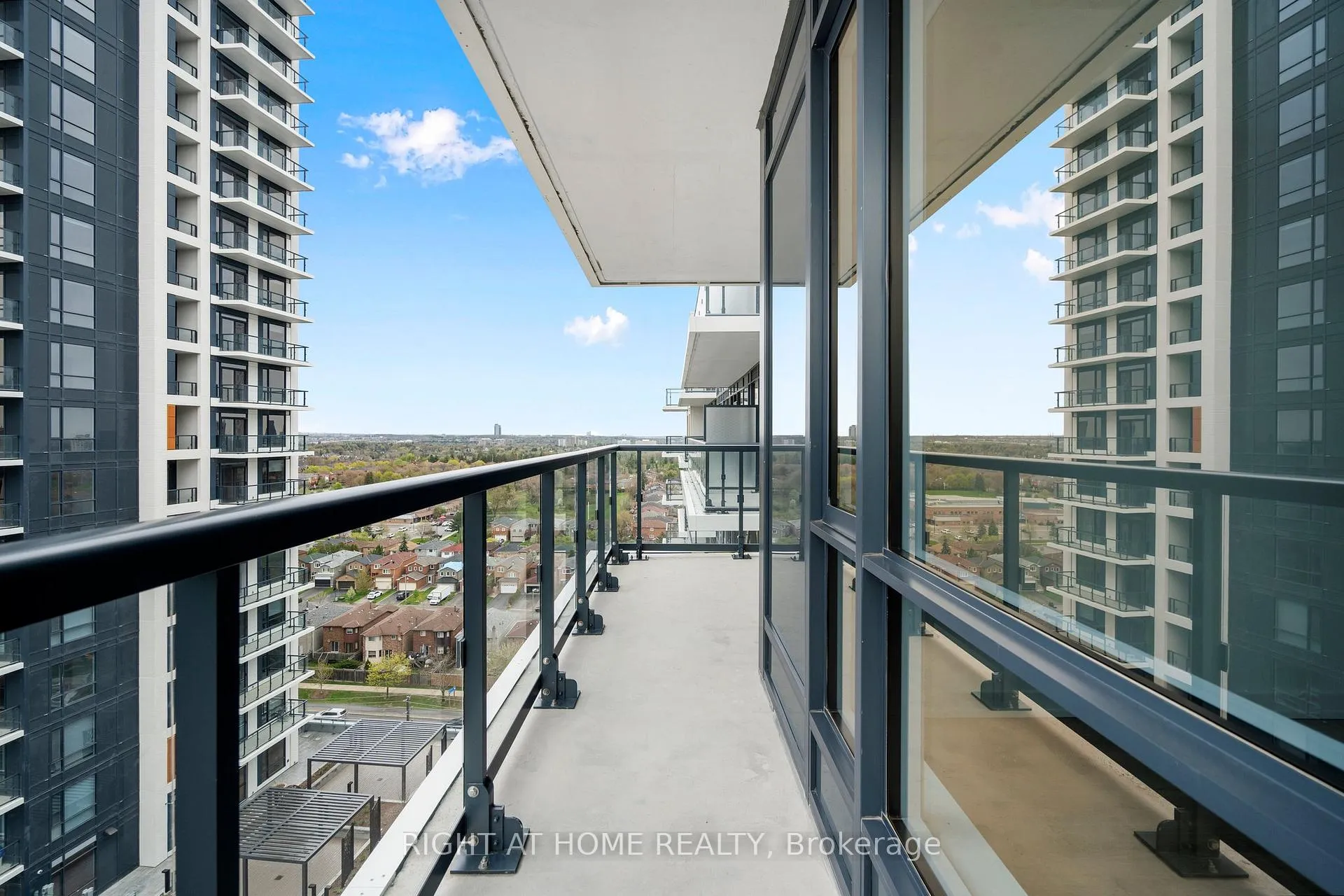Photo 18 of Unit 1424, 7950 Bathurst Street, Vaughan, Beverley Glen — HOMEH