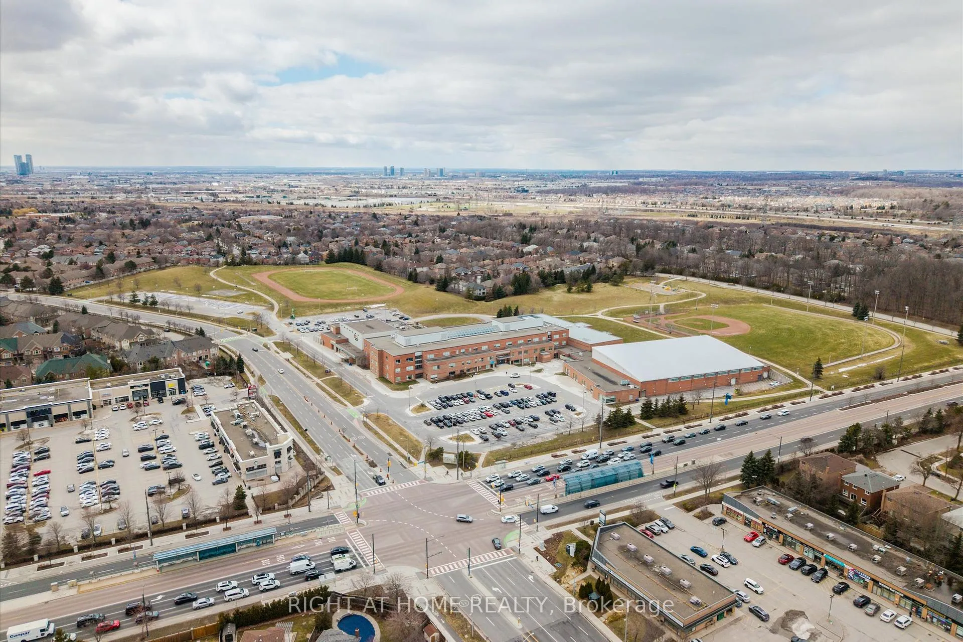 Photo 27 of Unit 1424, 7950 Bathurst Street, Vaughan, Beverley Glen — HOMEH