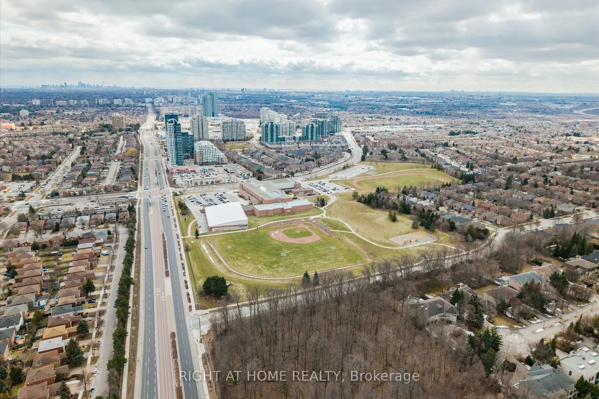 Photo 29 of Unit 1424, 7950 Bathurst Street, Vaughan, Beverley Glen — HOMEH
