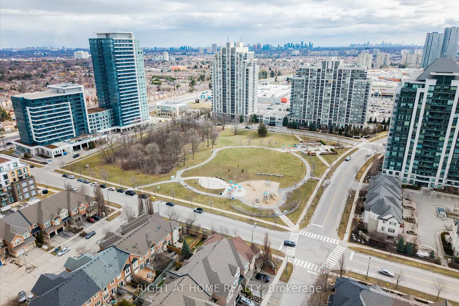 Photo 32 of Unit 1424, 7950 Bathurst Street, Vaughan, Beverley Glen — HOMEH