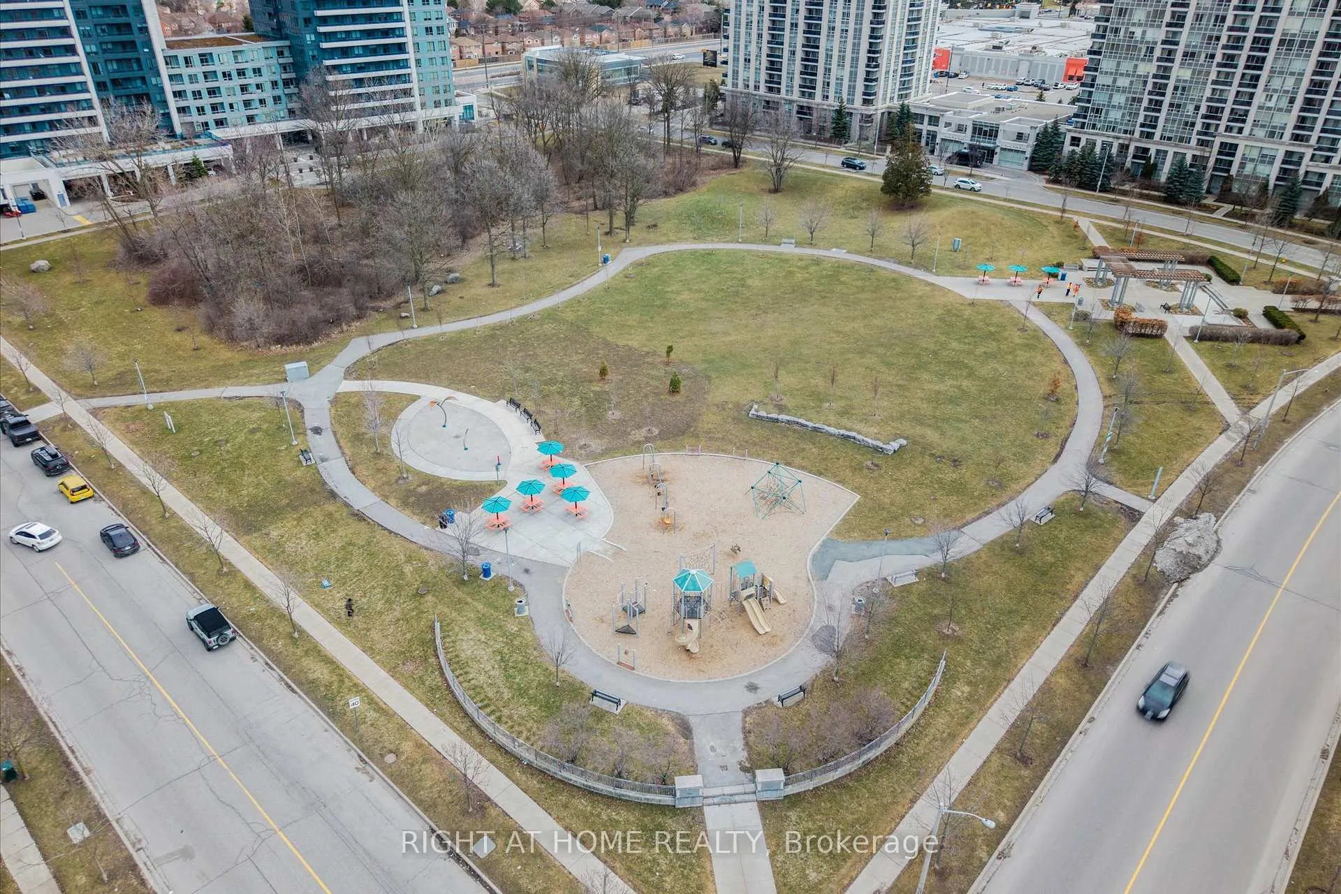 Photo 33 of Unit 1424, 7950 Bathurst Street, Vaughan, Beverley Glen — HOMEH