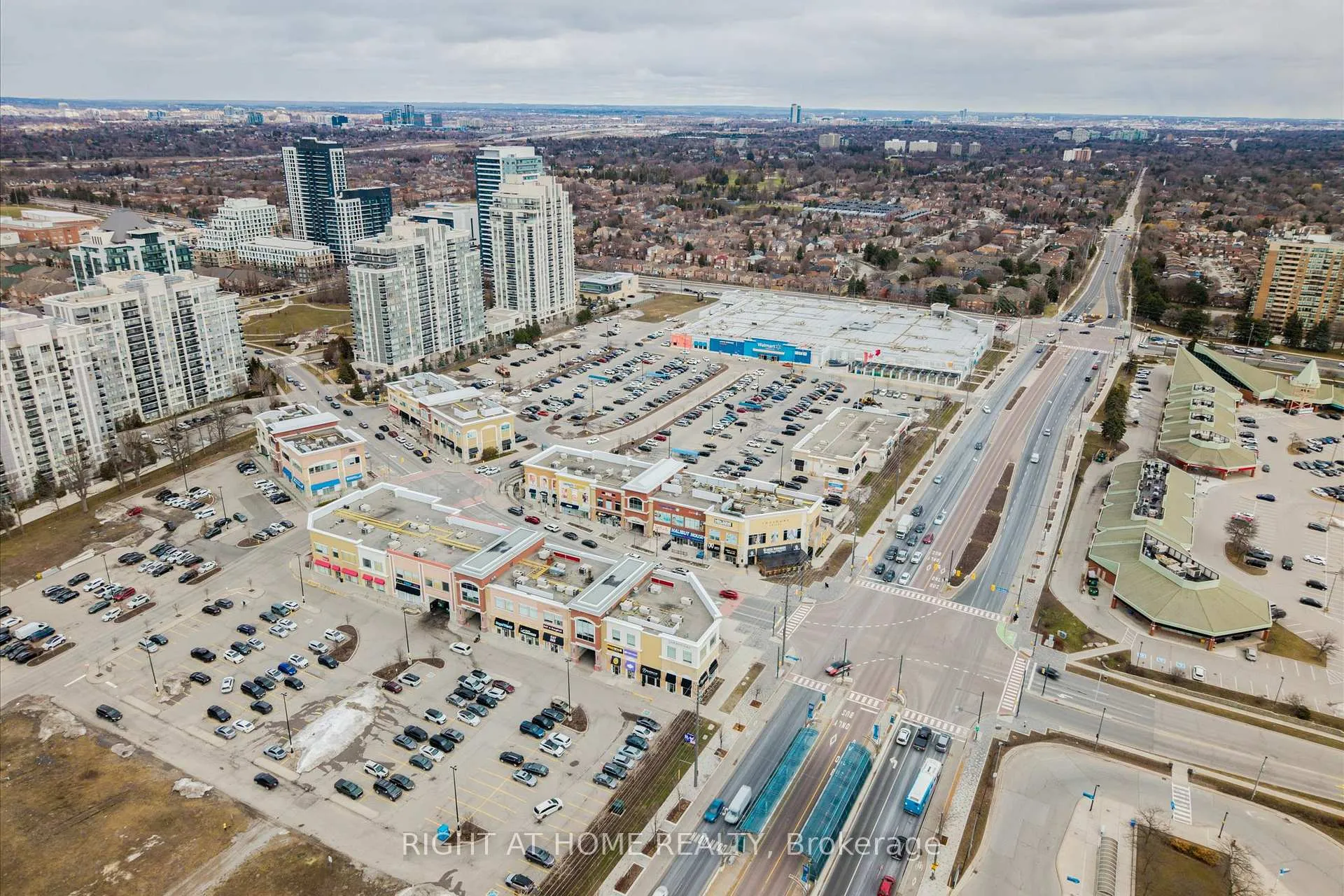 Photo 43 of Unit 1424, 7950 Bathurst Street, Vaughan, Beverley Glen — HOMEH