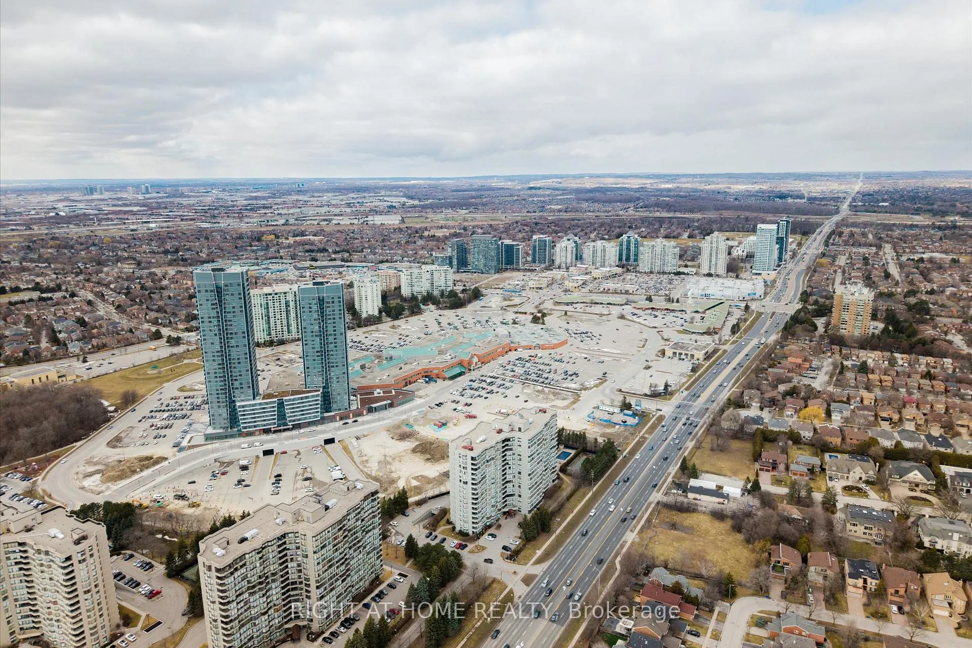 Photo 38 of Unit 1424, 7950 Bathurst Street, Vaughan, Beverley Glen — HOMEH