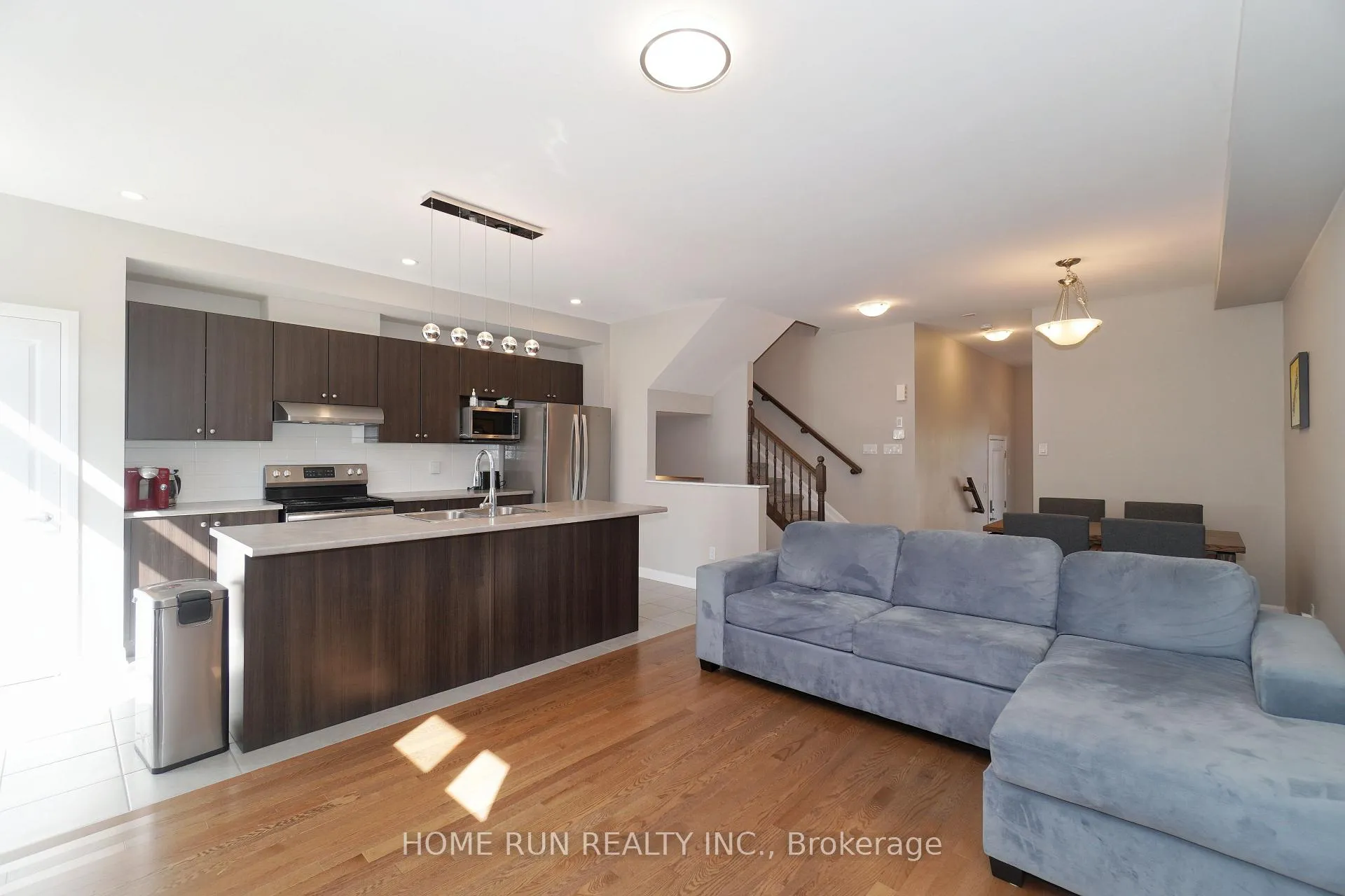 Photo 9 of 422 Kayak Street, Ottawa, Barrhaven - Hearts Desire — HOMEH