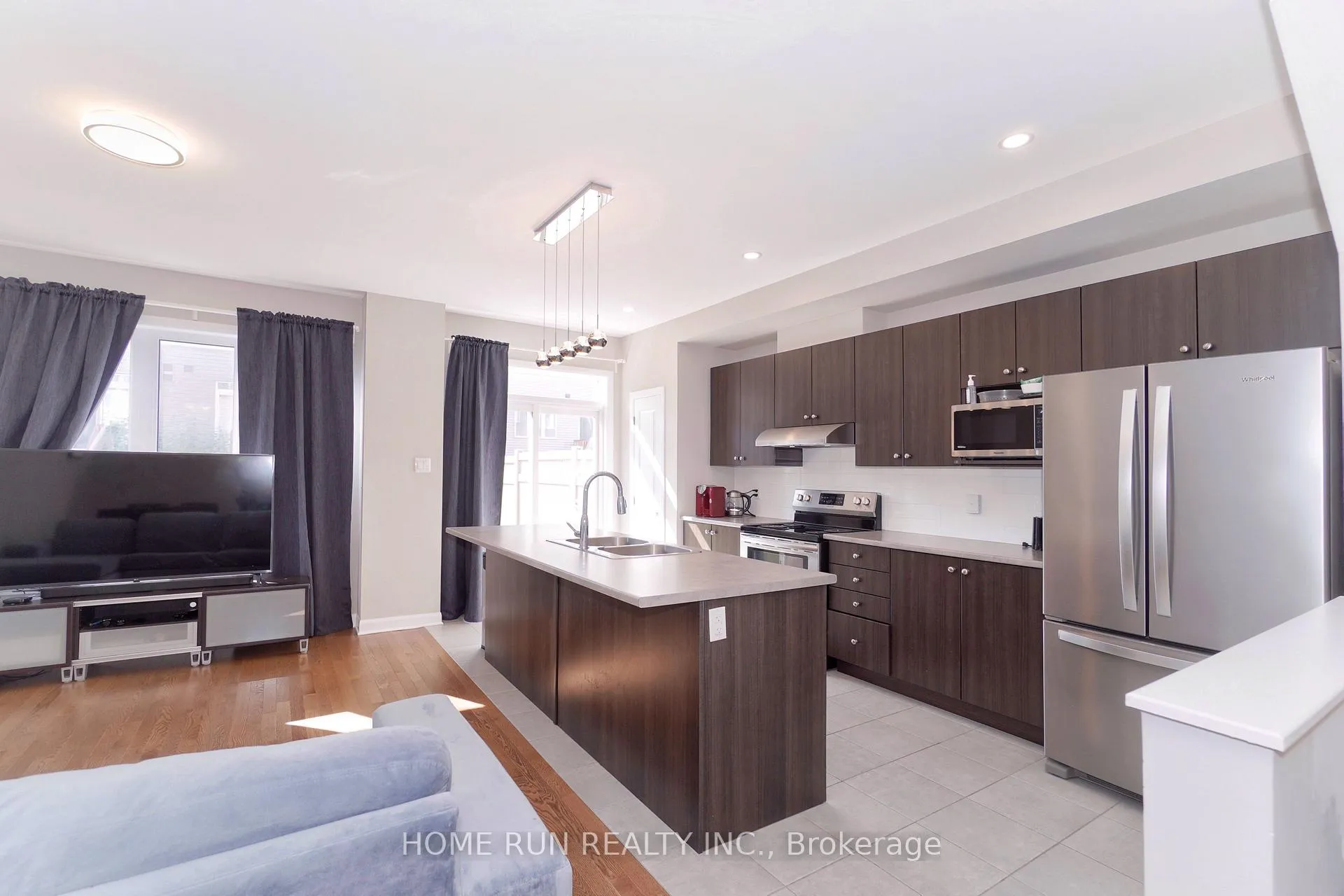 Photo 11 of 422 Kayak Street, Ottawa, Barrhaven - Hearts Desire — HOMEH
