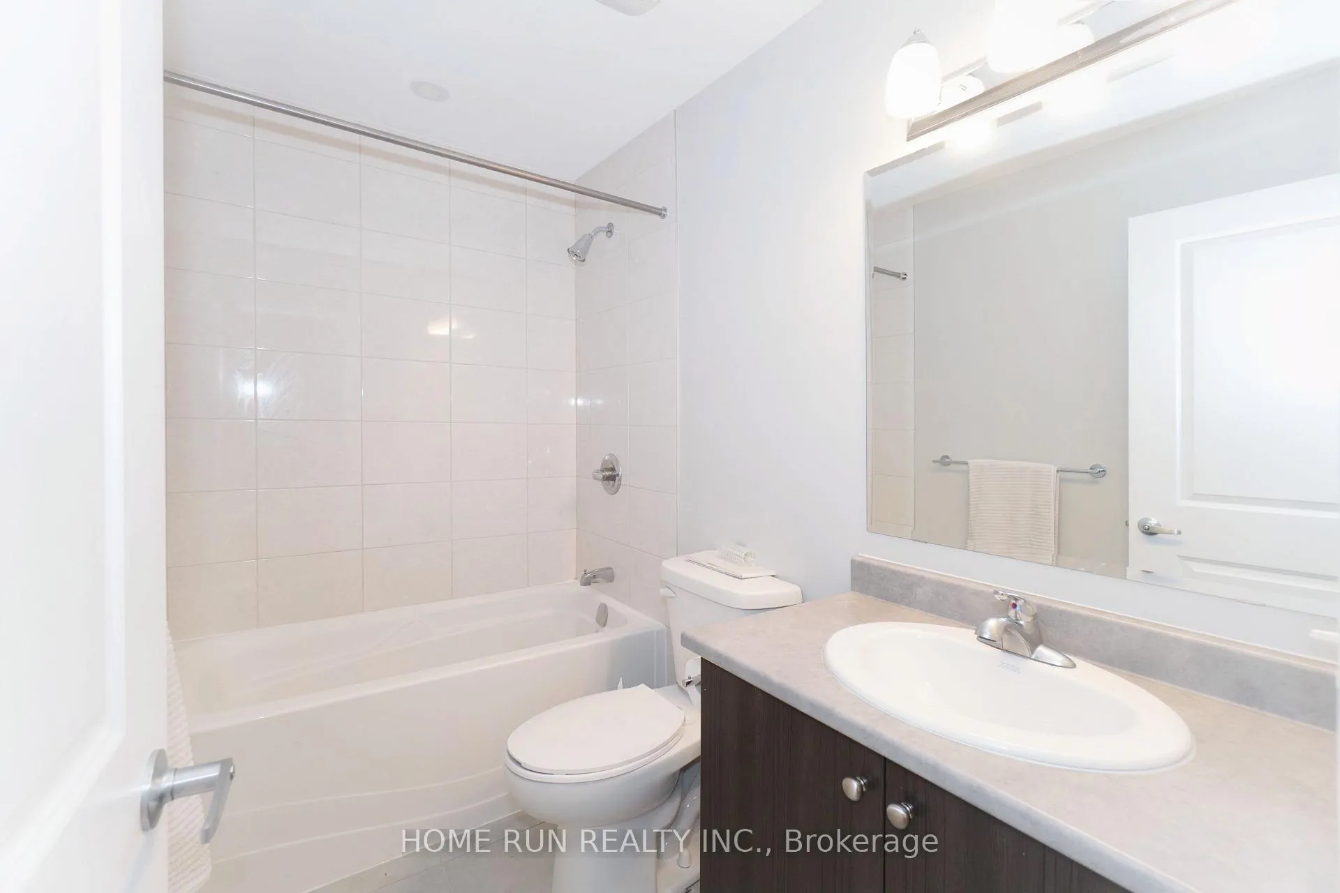 Photo 16 of 422 Kayak Street, Ottawa, Barrhaven - Hearts Desire — HOMEH