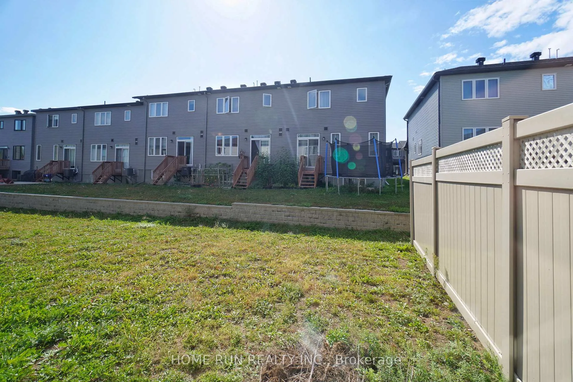 Photo 25 of 422 Kayak Street, Ottawa, Barrhaven - Hearts Desire — HOMEH