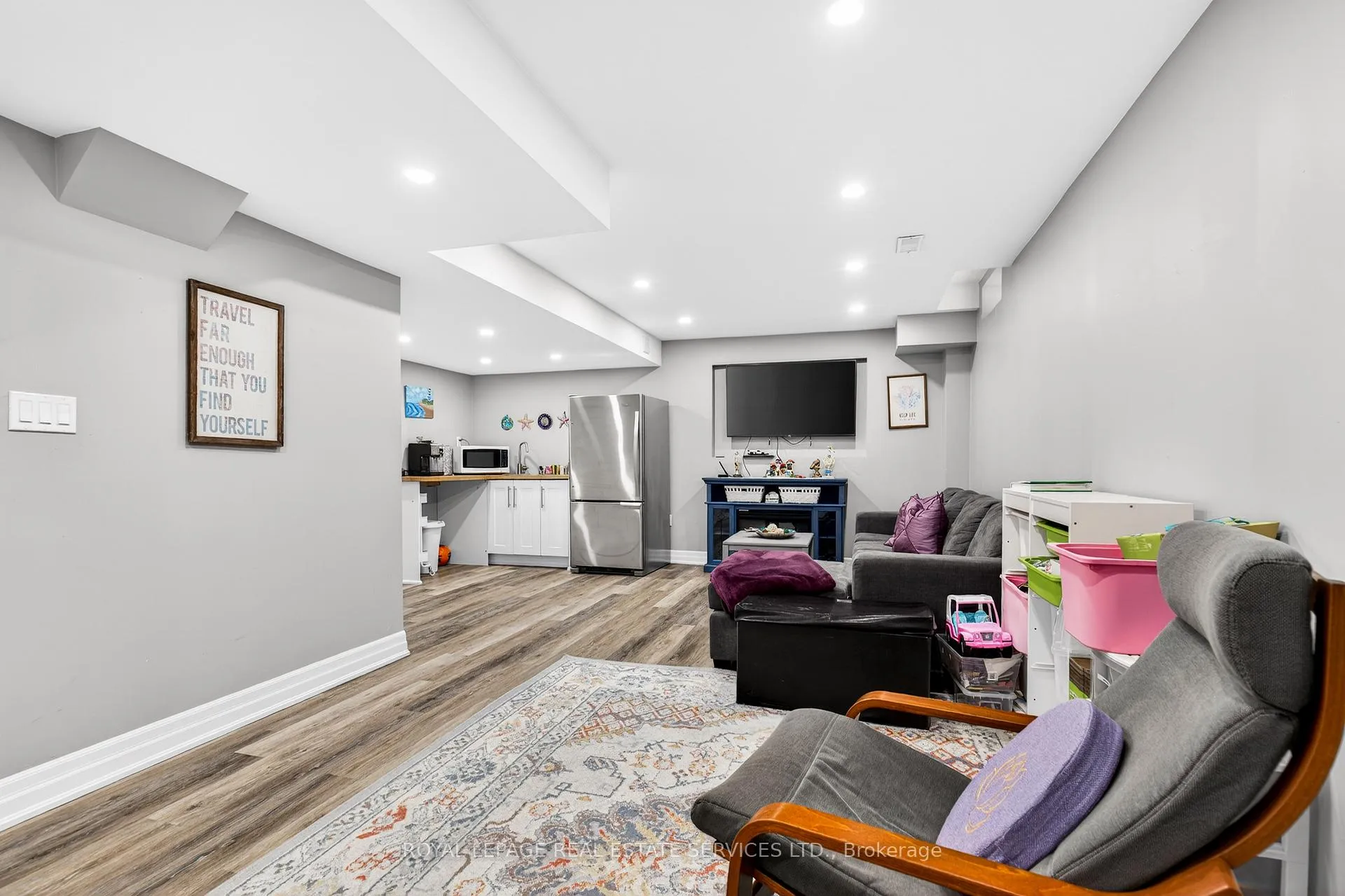 Photo 33 of 305 Moody Drive, Vaughan, Kleinburg — HOMEH