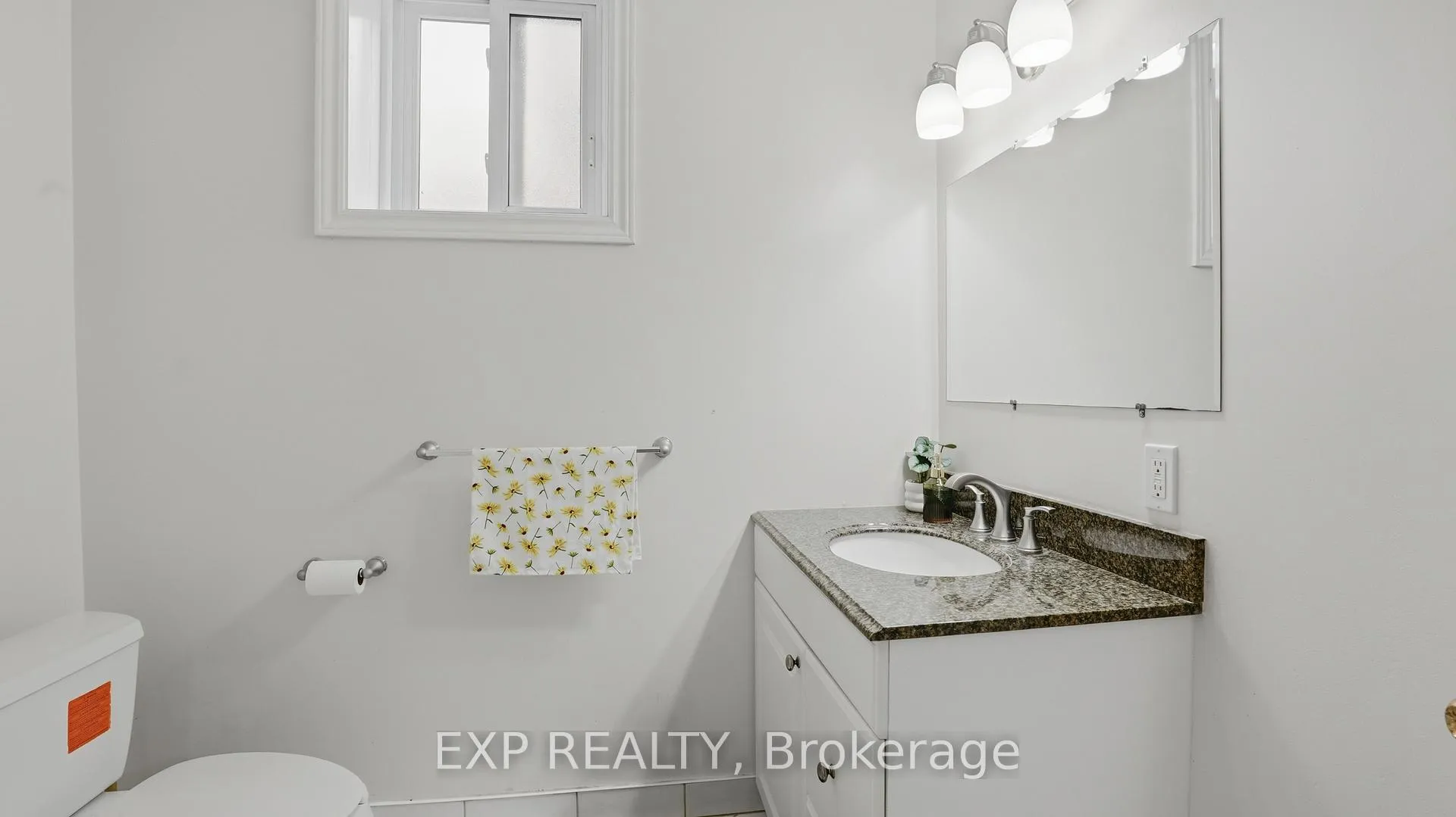 Photo 16 of 8195 Woodsview Crescent, Niagara Falls, Ascot — HOMEH