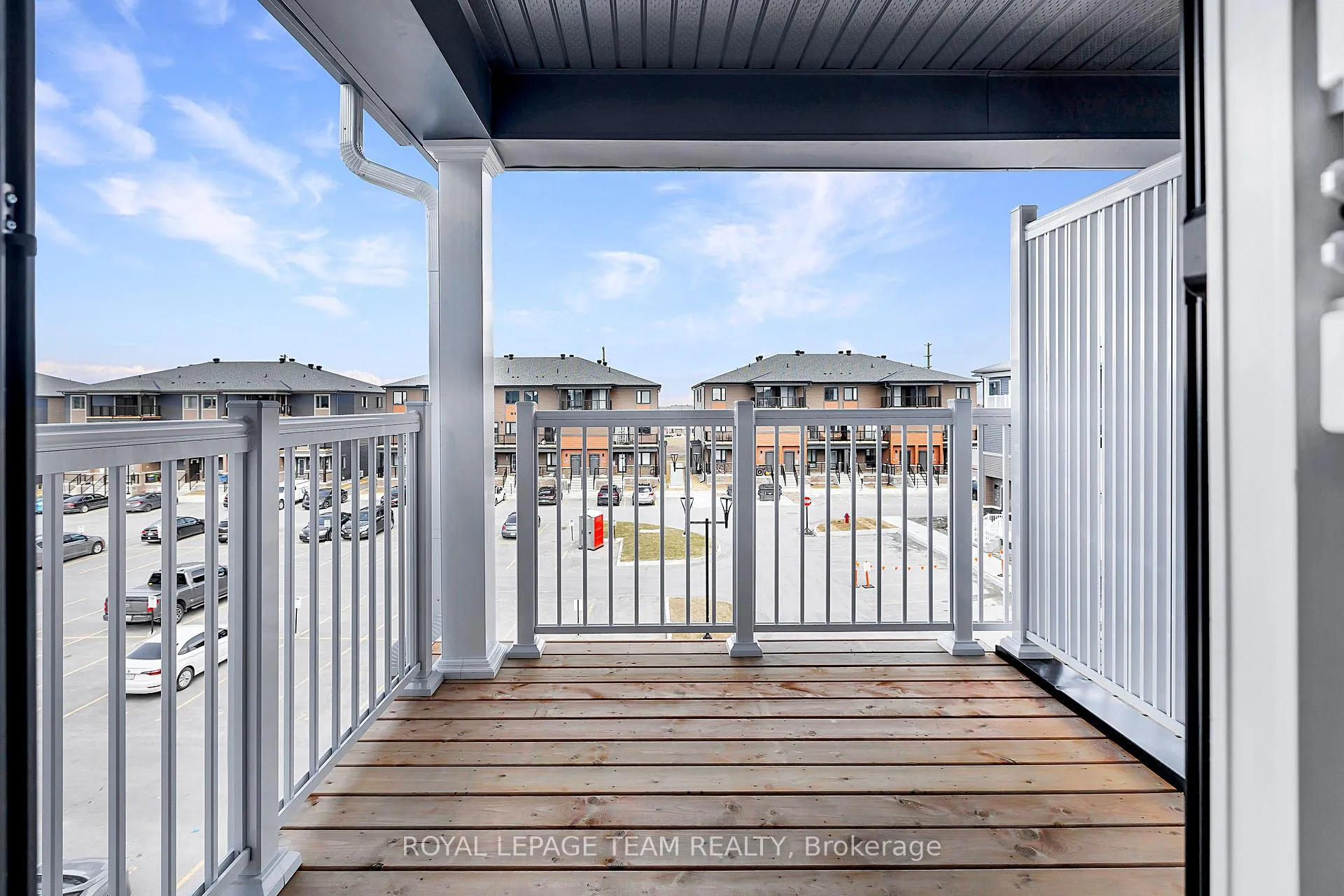 Photo 14 of 904 Parnian Private, Ottawa, Barrhaven - Half Moon Bay — HOMEH