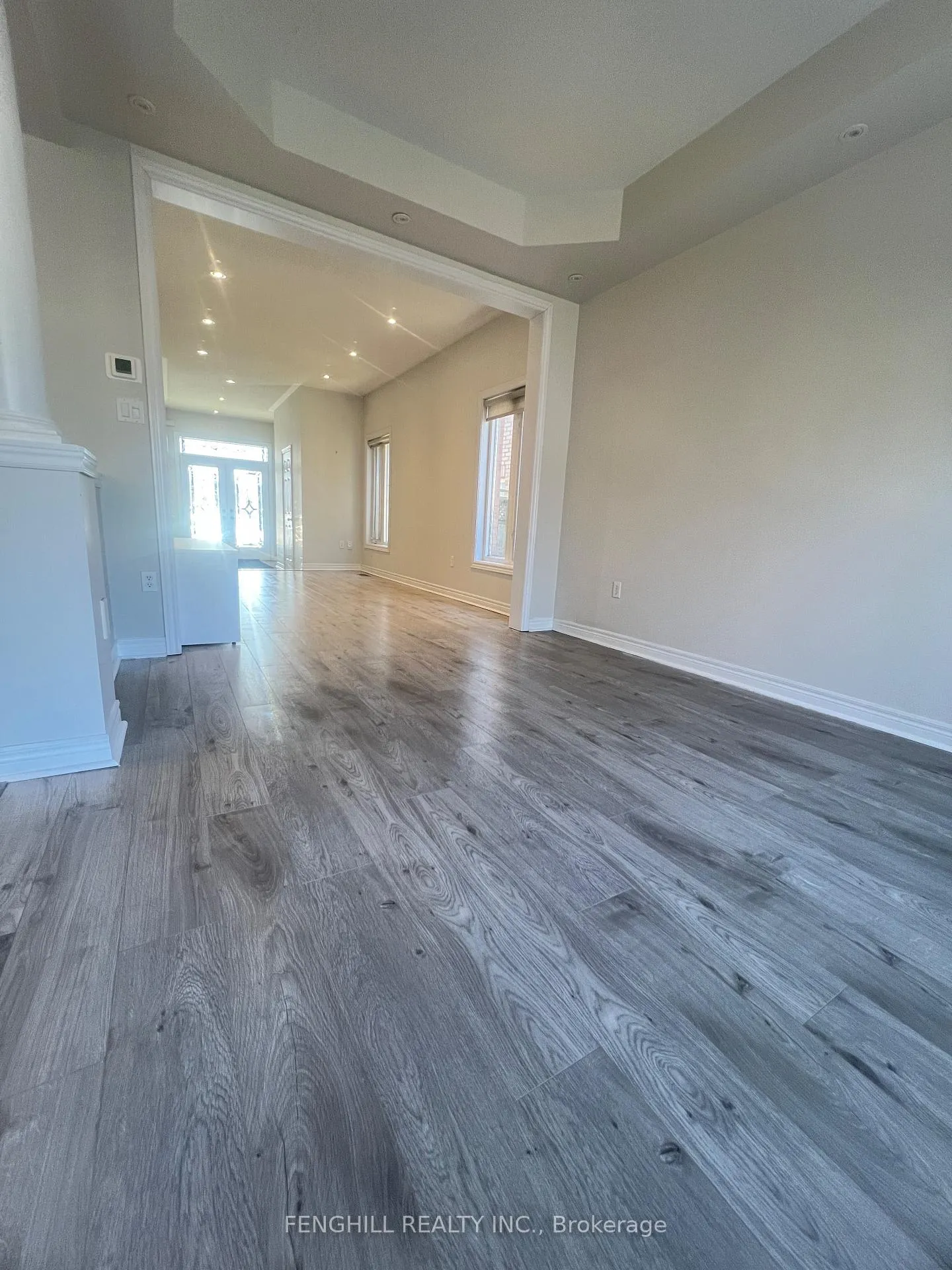 Photo 10 of 78 Autumn Hill Boulevard, Vaughan, Patterson — HOMEH