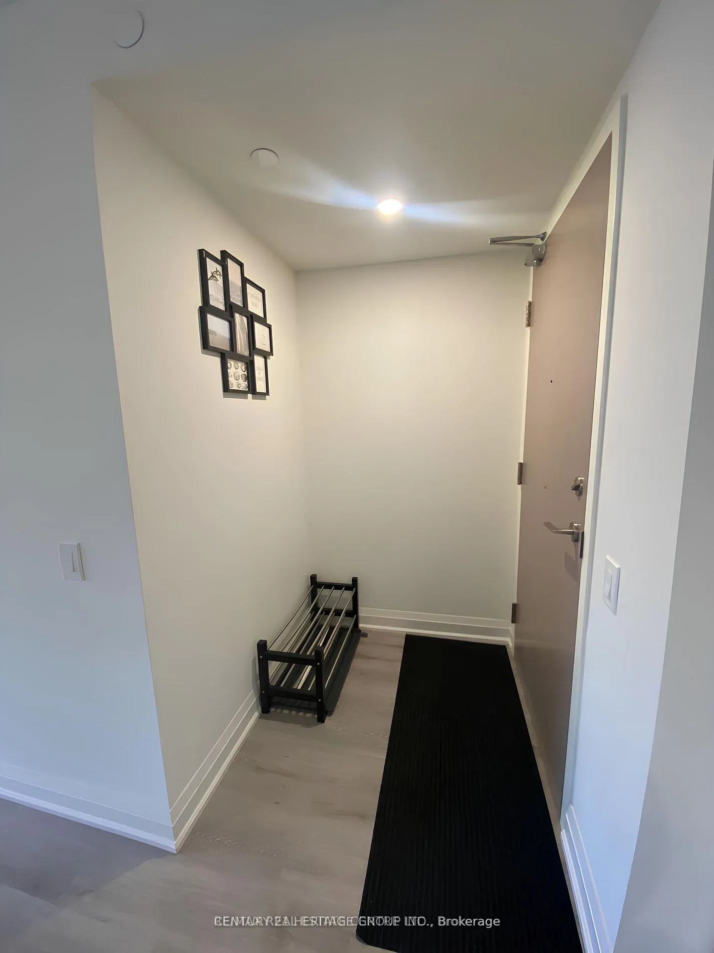 Photo 5 of Unit 611, 58 Lakeside Terrace, Barrie, Little Lake — HOMEH