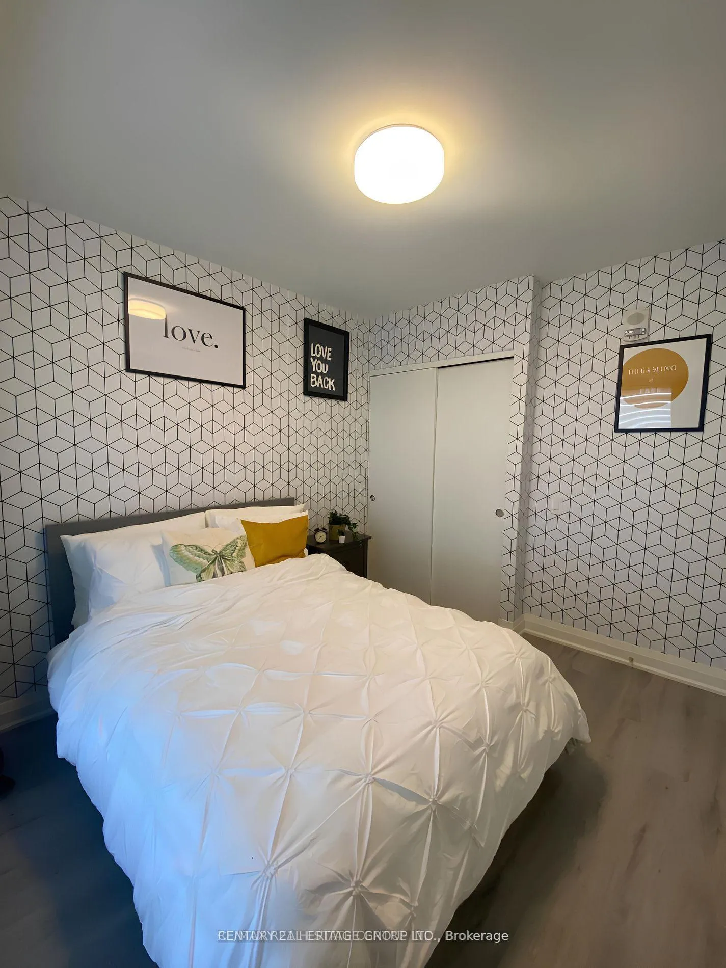 Photo 10 of Unit 611, 58 Lakeside Terrace, Barrie, Little Lake — HOMEH