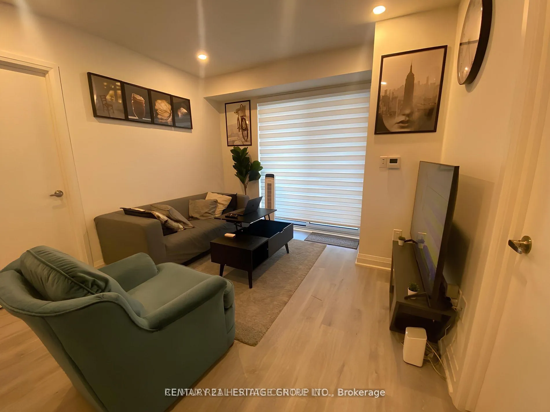 Photo 12 of Unit 611, 58 Lakeside Terrace, Barrie, Little Lake — HOMEH