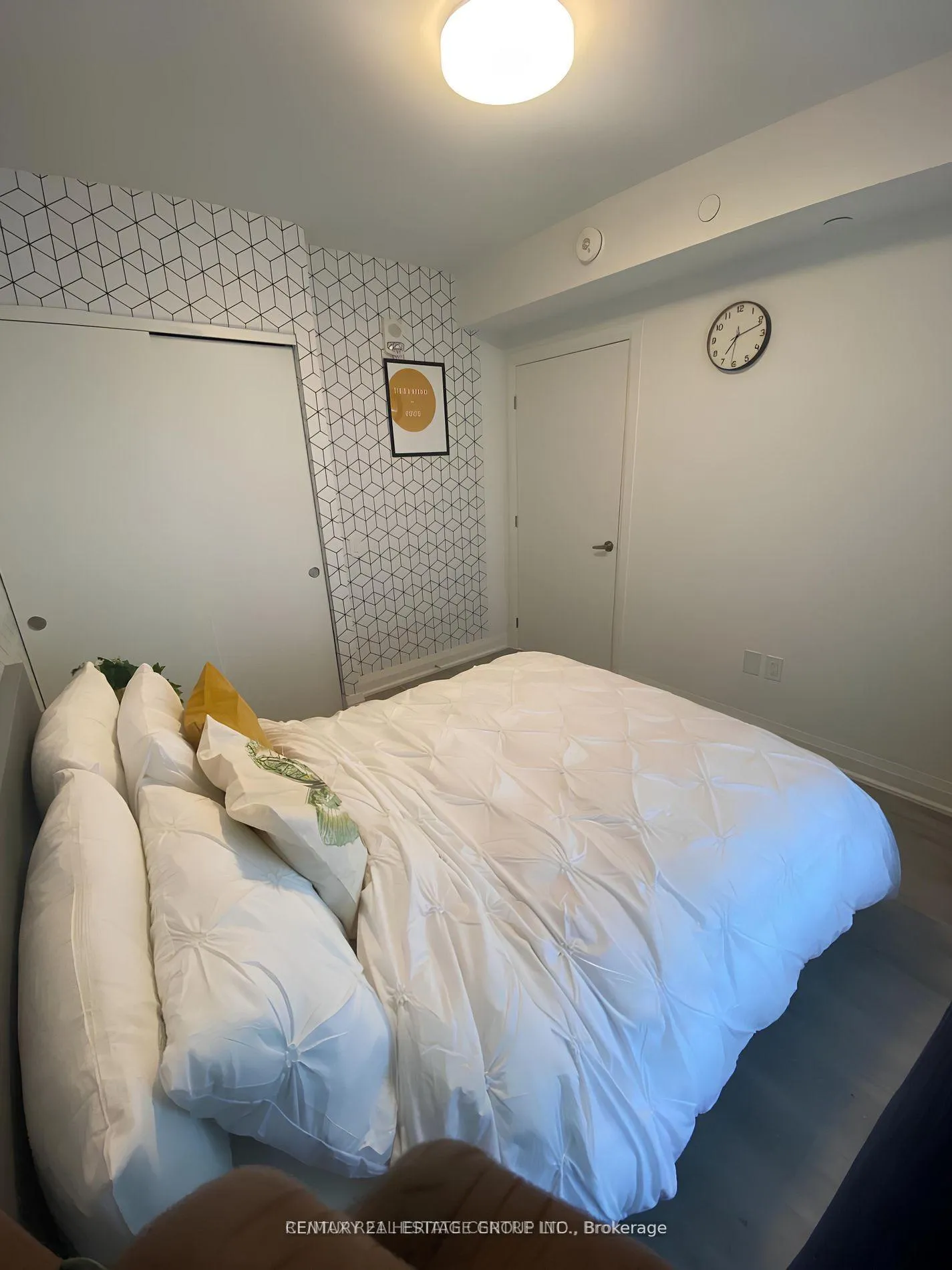 Photo 17 of Unit 611, 58 Lakeside Terrace, Barrie, Little Lake — HOMEH