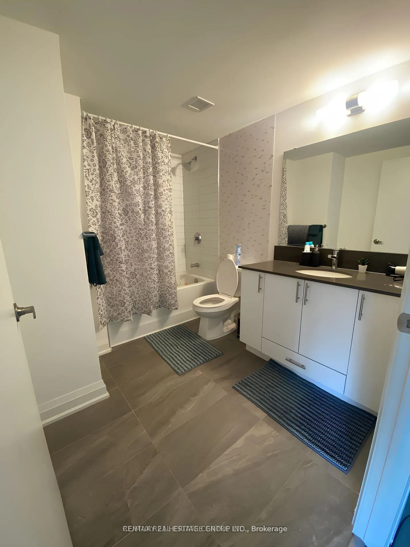 Photo 20 of Unit 611, 58 Lakeside Terrace, Barrie, Little Lake — HOMEH