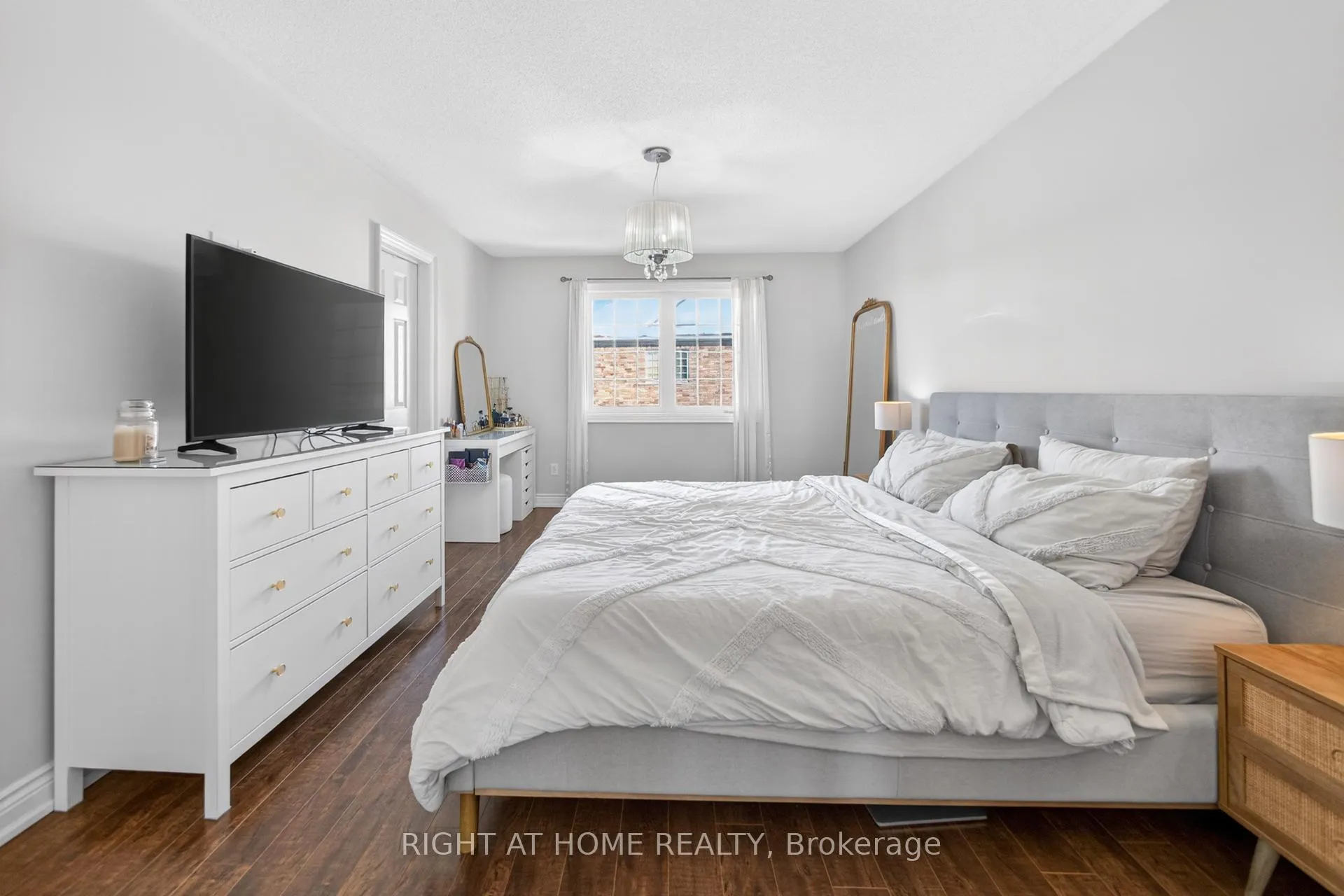 Photo 16 of 784 Dow Landing, Milton, Coates — HOMEH