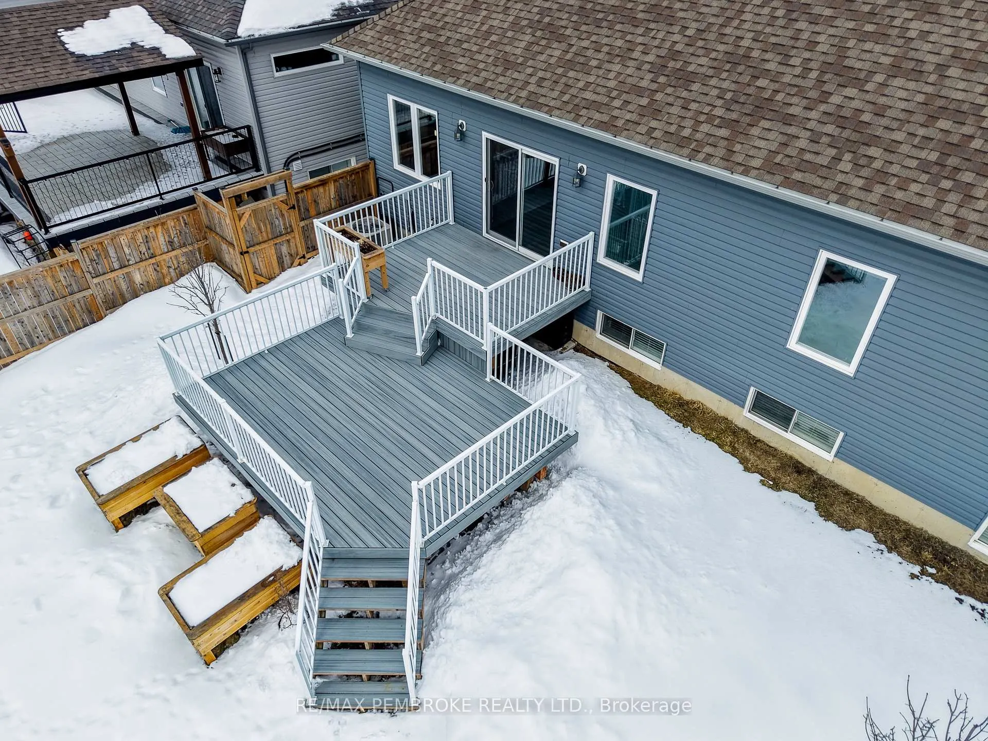Photo 6 of 67 Noble Crescent, Petawawa — HOMEH