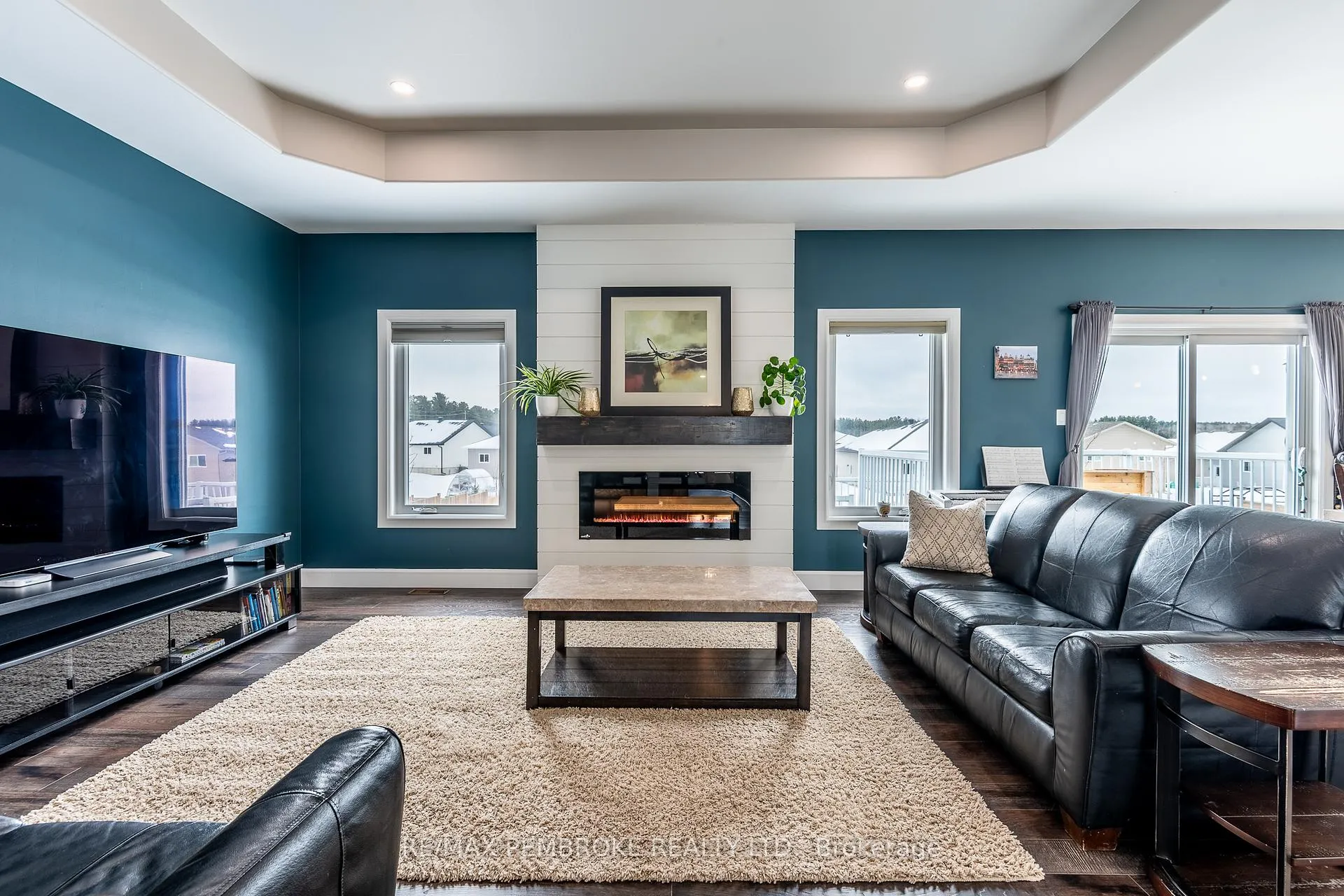 Photo 9 of 67 Noble Crescent, Petawawa — HOMEH