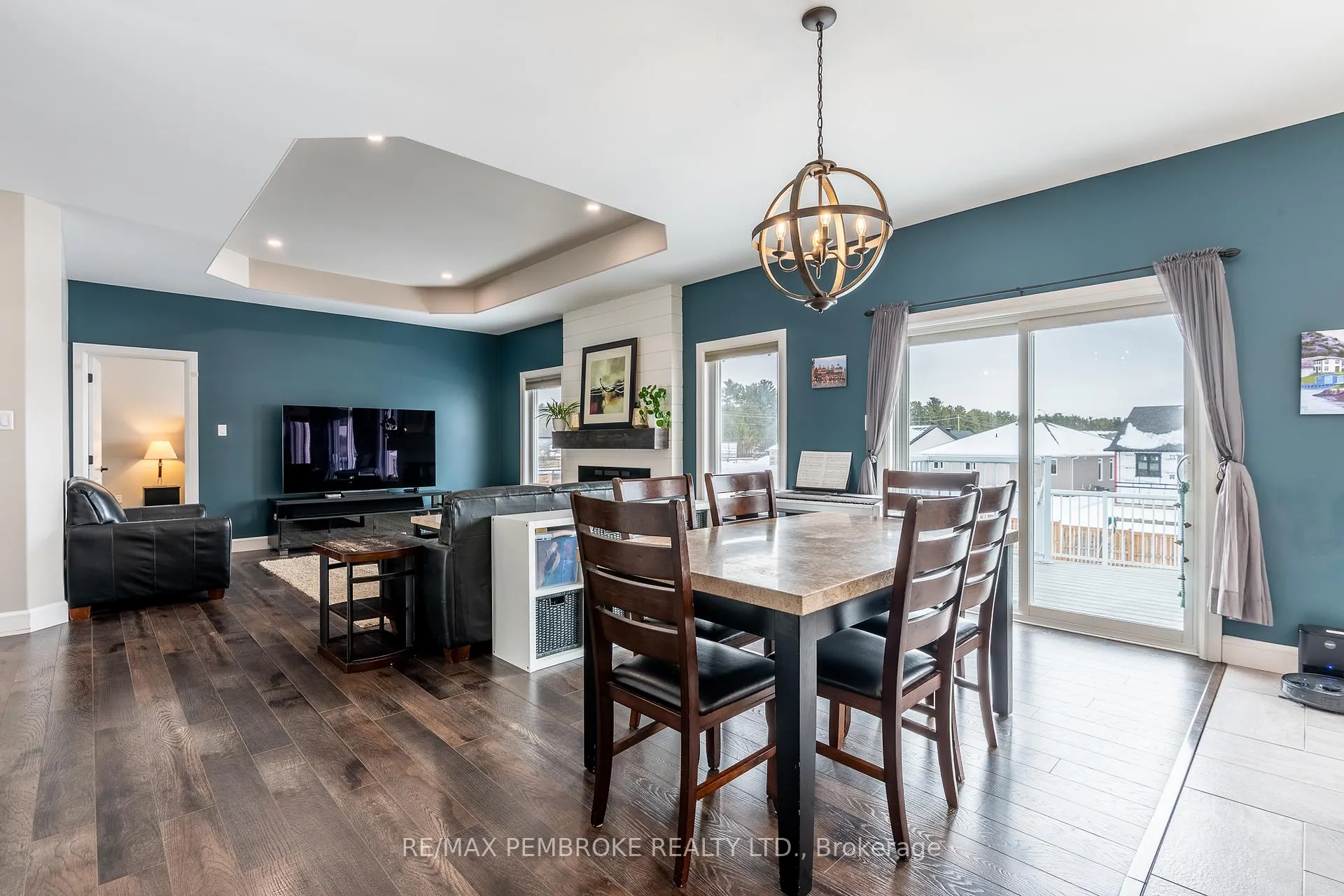 Photo 12 of 67 Noble Crescent, Petawawa — HOMEH