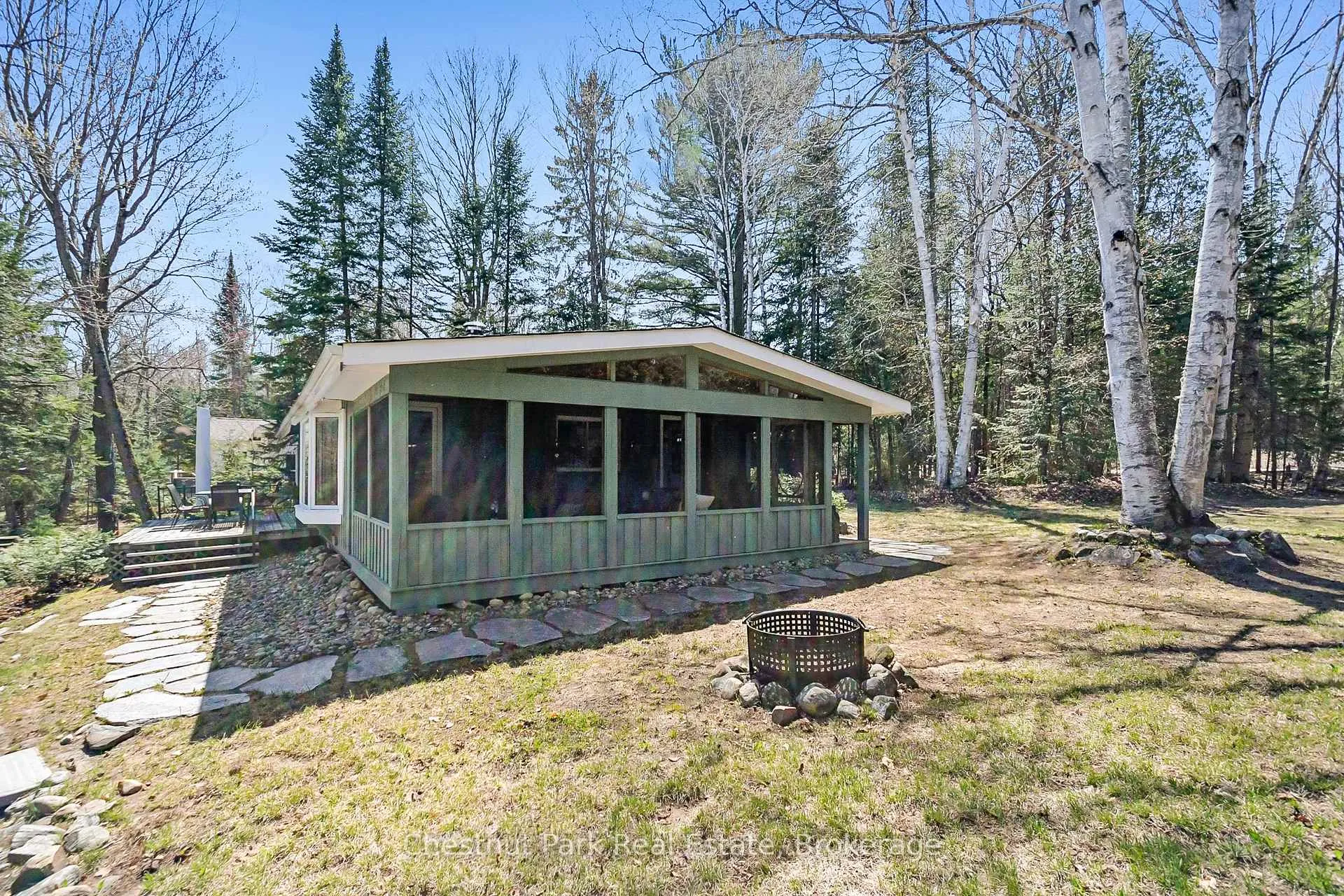 Photo 16 of 104 Clam Lake Road, Kearney — HOMEH