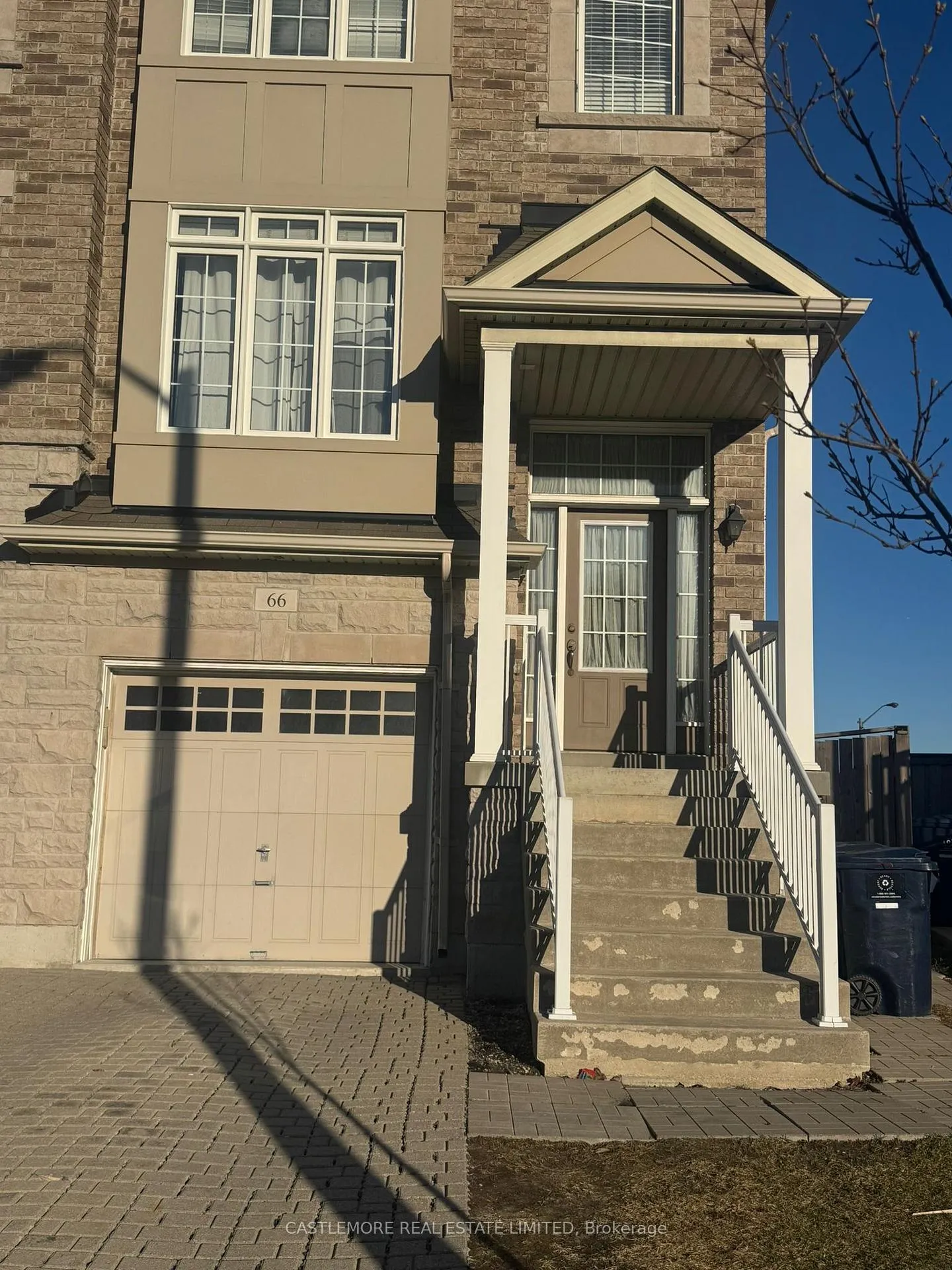 Photo 3 of 66 Harpreet Circle, Etobicoke, West Humber-Clairville — HOMEH