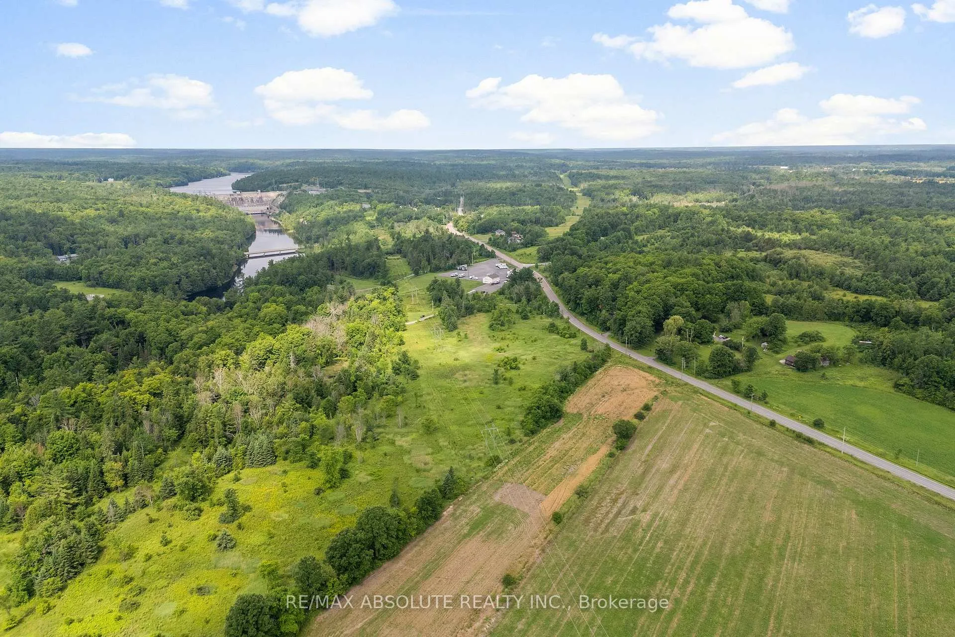 Photo 5 of 702 Part 18 Flat Rapids Road, McNab/Braeside, Mcnab/Braeside Twps — HOMEH