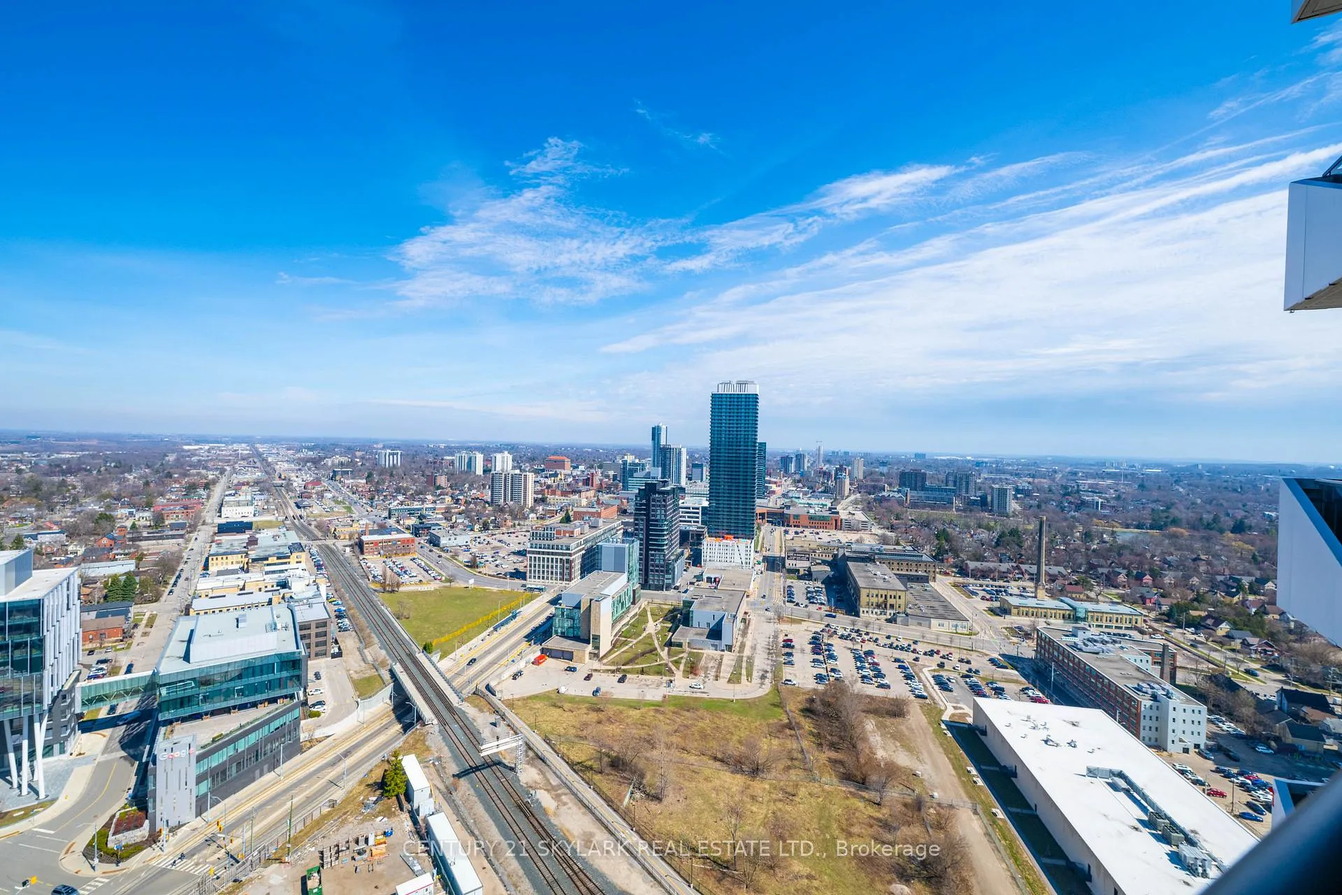 Photo 15 of Unit 3011, 25 Wellington Street, Kitchener — HOMEH