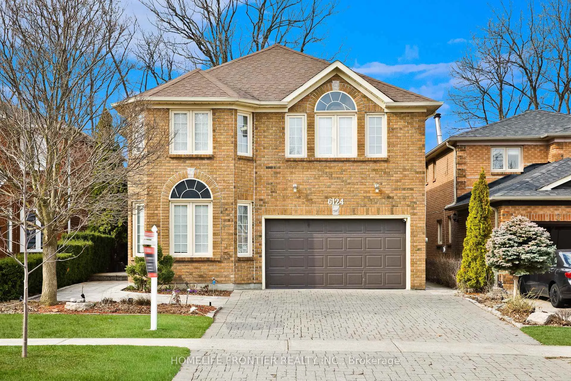 Front of 6124 Hardesty Crescent