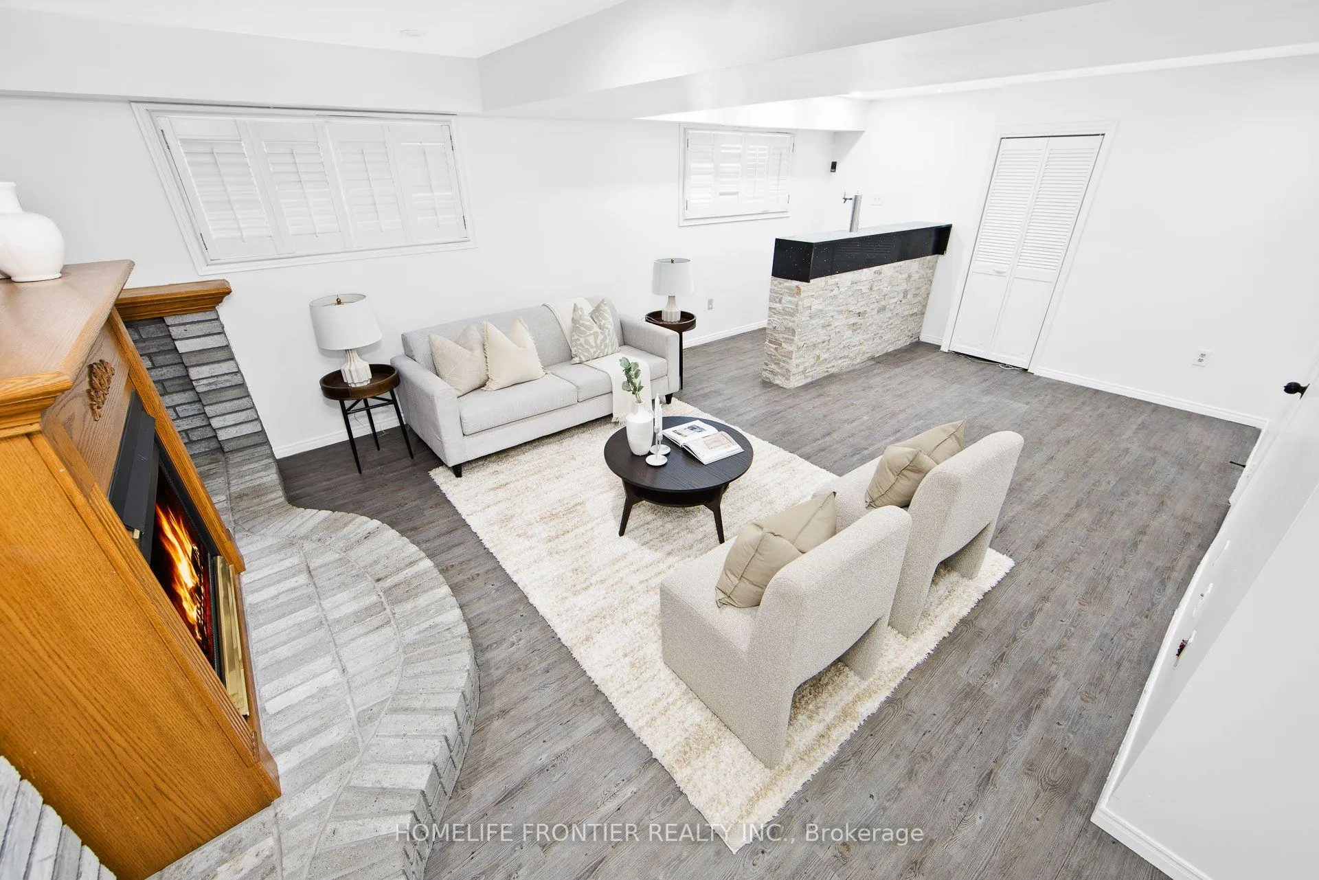 Photo 19 of 326 Little Avenue, Barrie, Painswick North — HOMEH