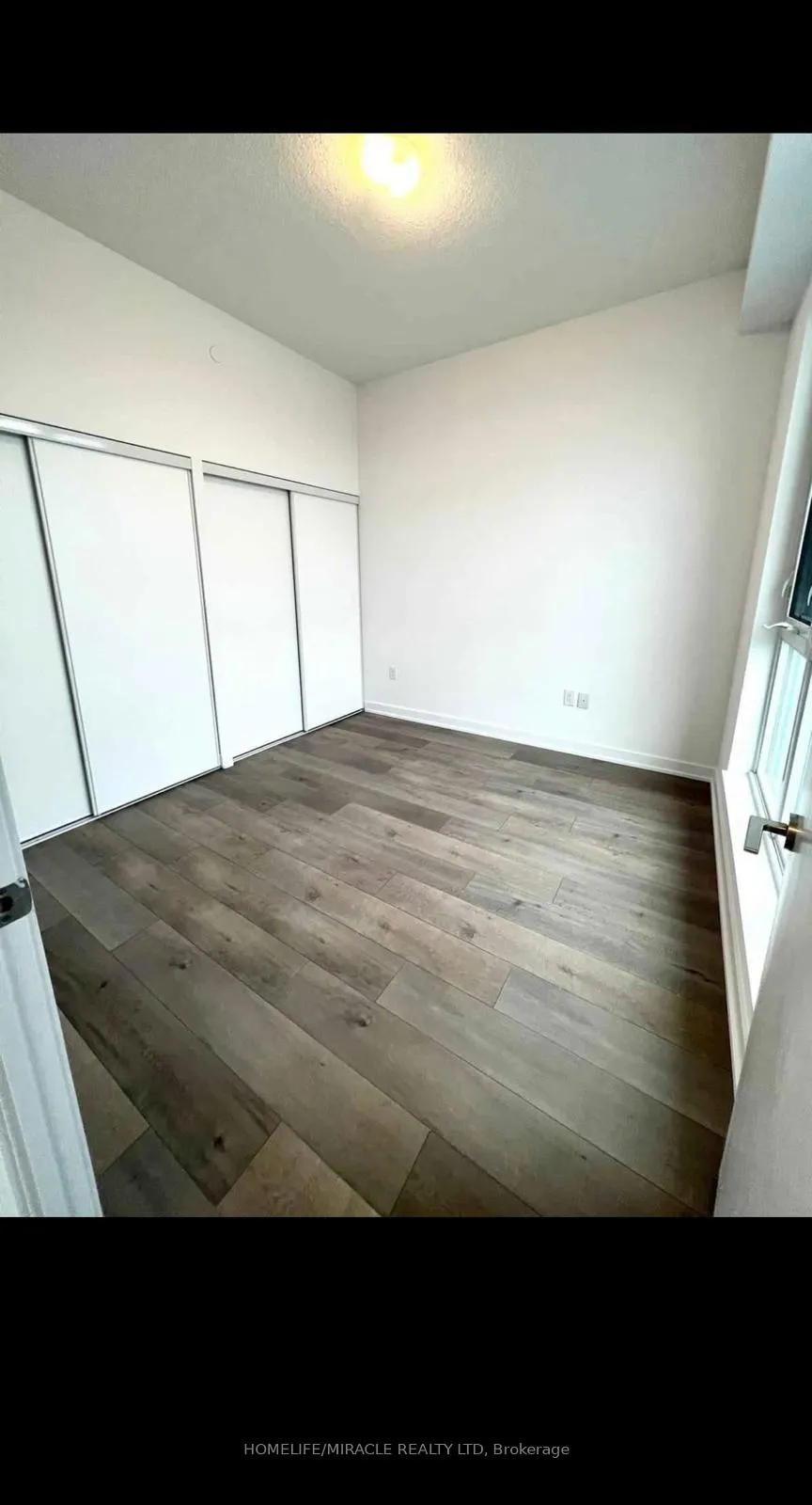 Photo 8 of Unit 1202, 38 Honeycrisp Crescent, Vaughan, Vaughan Corporate Centre — HOMEH