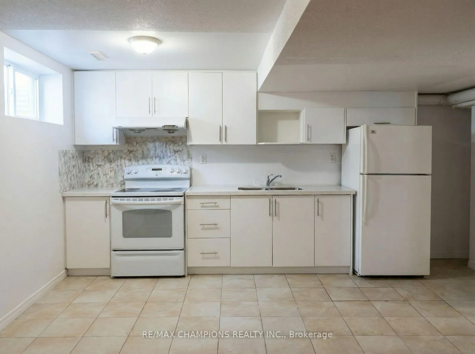 Photo 2 of 45 Iceberg Trail, Brampton, Sandringham-Wellington — HOMEH