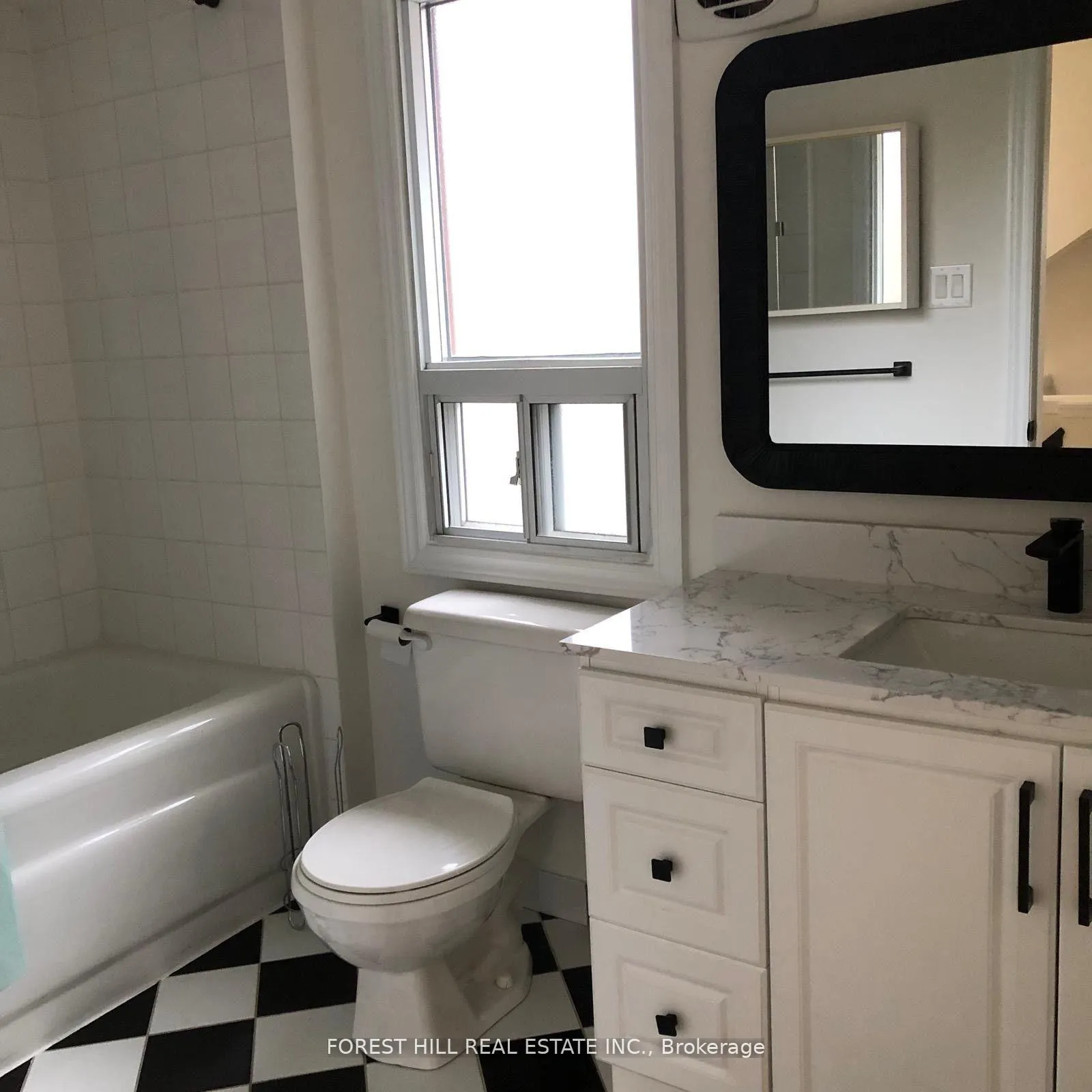 Photo 7 of 14 Leith Place, Toronto, Bedford Park-Nortown — HOMEH