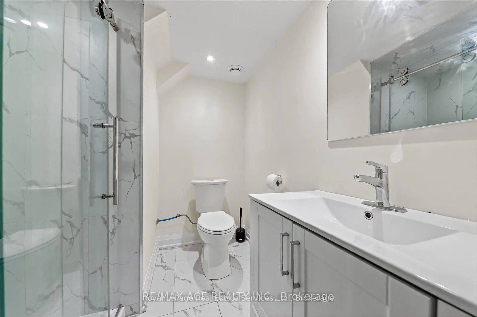 Photo 32 of 100 Brimwood Boulevard, Scarborough, Agincourt North — HOMEH