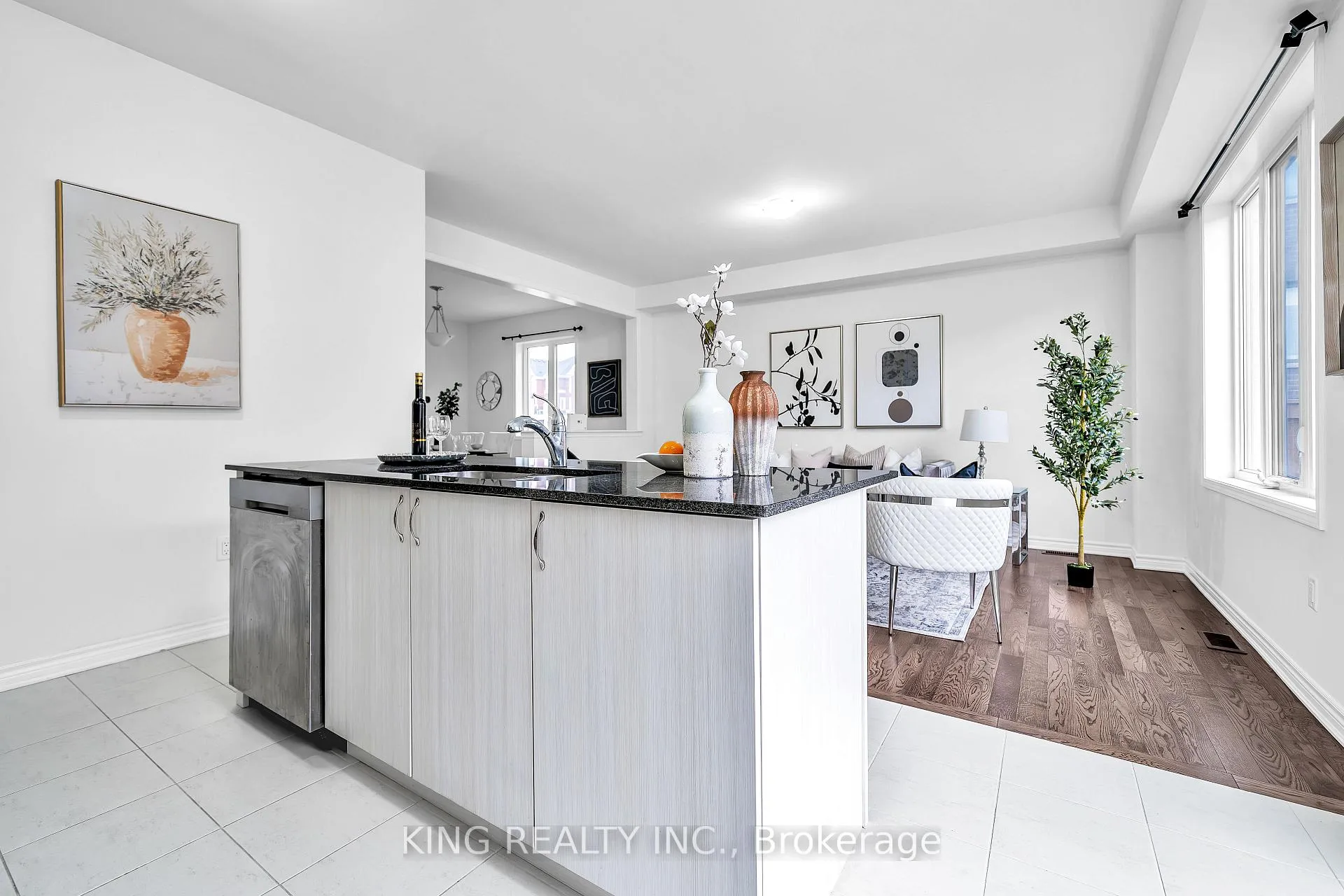 Photo 9 of 1432 Waterthrush Lane, Pickering, Rural Pickering — HOMEH