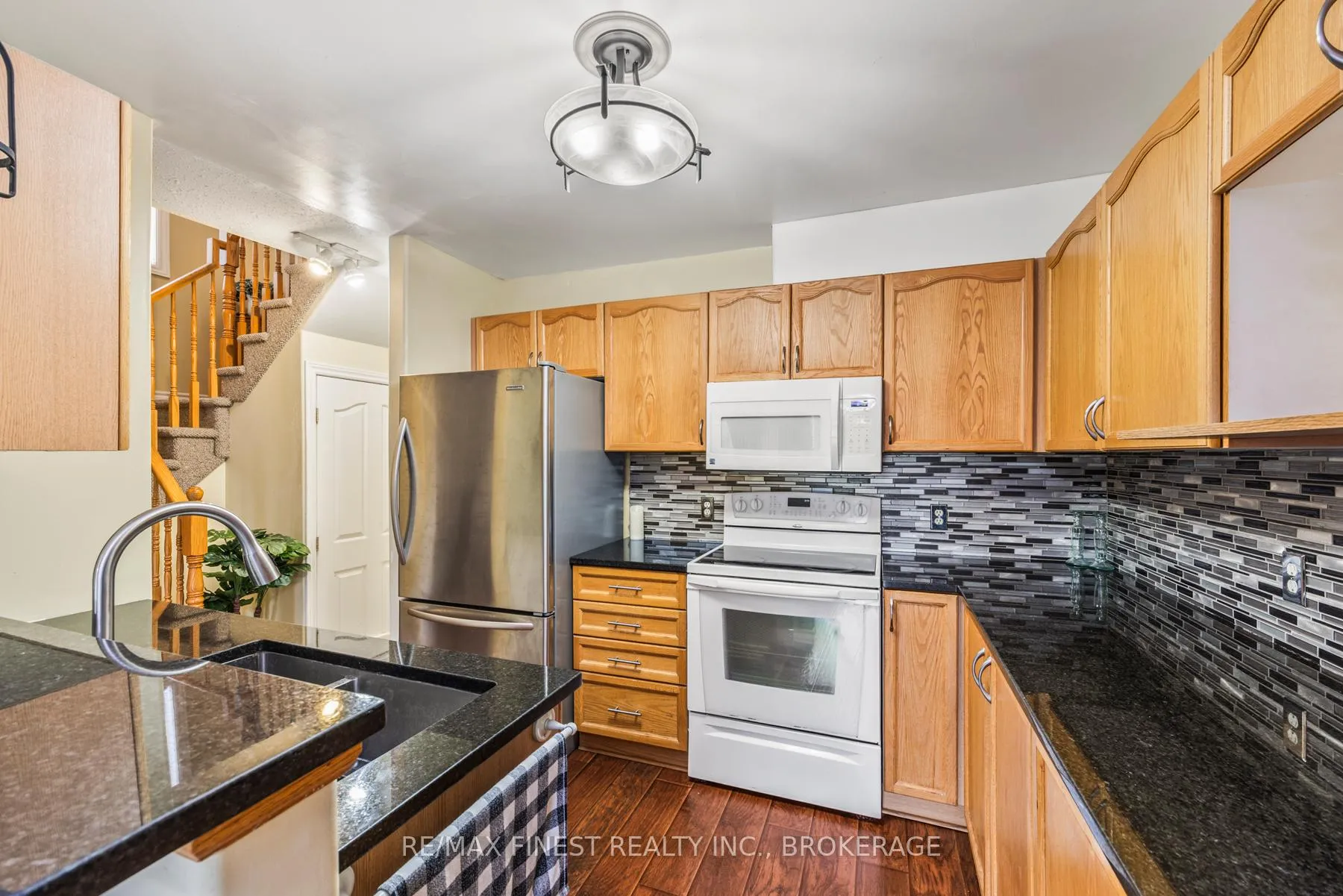 Photo 8 of 1281 Juniper Drive, Kingston, City Northwest — HOMEH