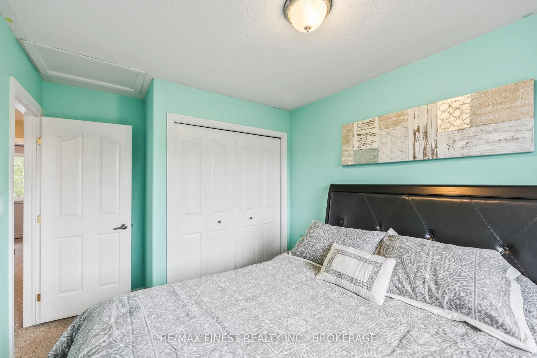 Photo 19 of 1281 Juniper Drive, Kingston, City Northwest — HOMEH