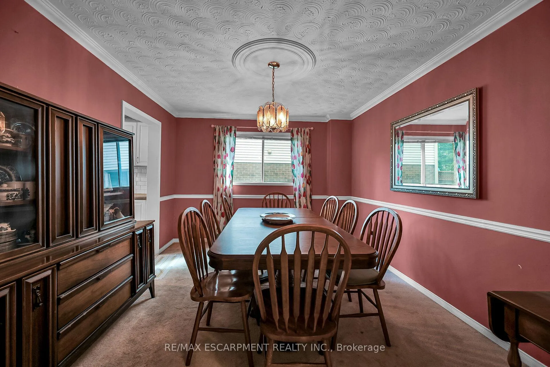 Photo 11 of 70 Golfview Crescent, Hamilton, Dundas — HOMEH