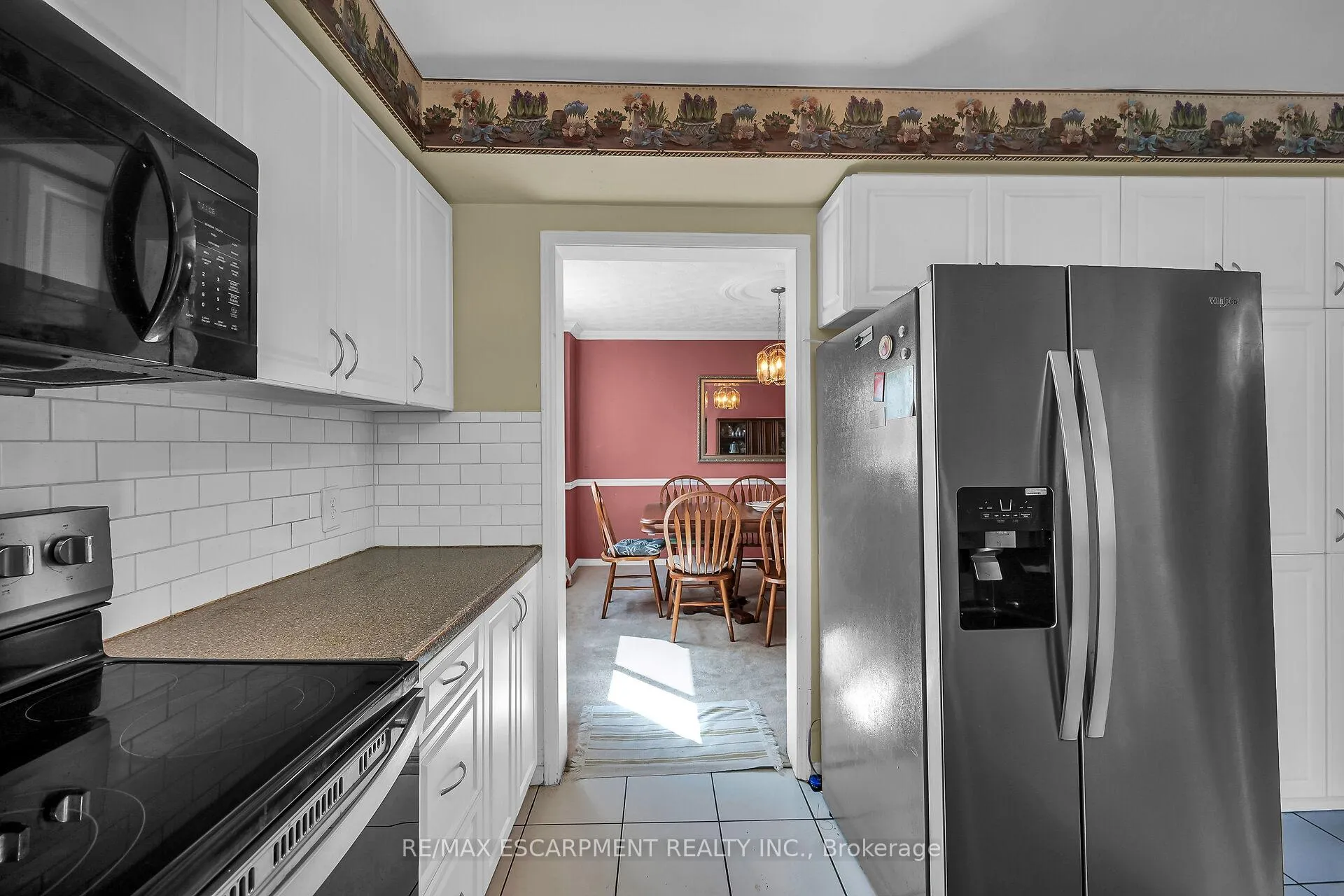 Photo 16 of 70 Golfview Crescent, Hamilton, Dundas — HOMEH