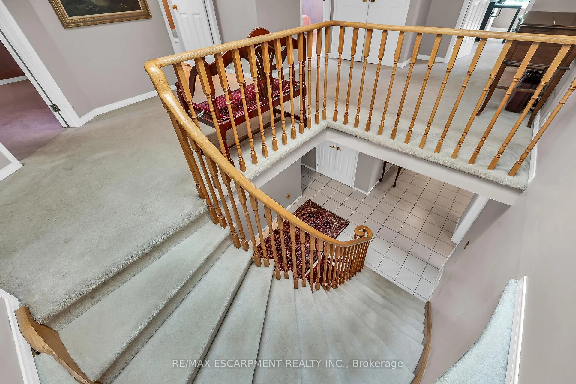 Photo 23 of 70 Golfview Crescent, Hamilton, Dundas — HOMEH