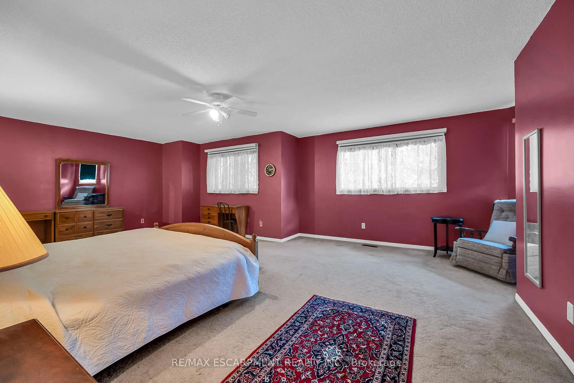 Photo 24 of 70 Golfview Crescent, Hamilton, Dundas — HOMEH