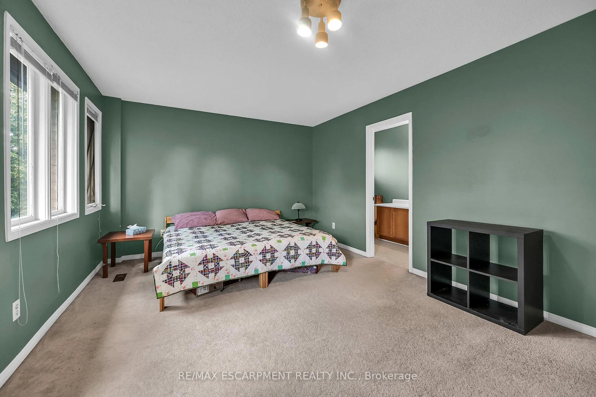 Photo 31 of 70 Golfview Crescent, Hamilton, Dundas — HOMEH
