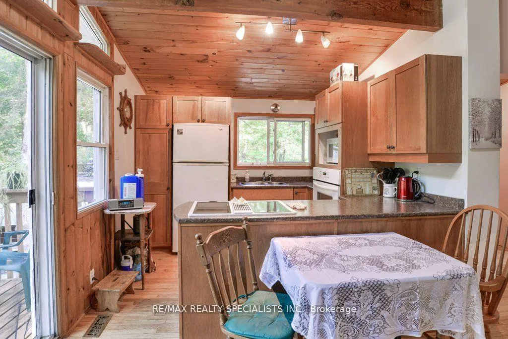 Photo 11 of 7468 Ash Crescent, Ramara, Rural Ramara — HOMEH